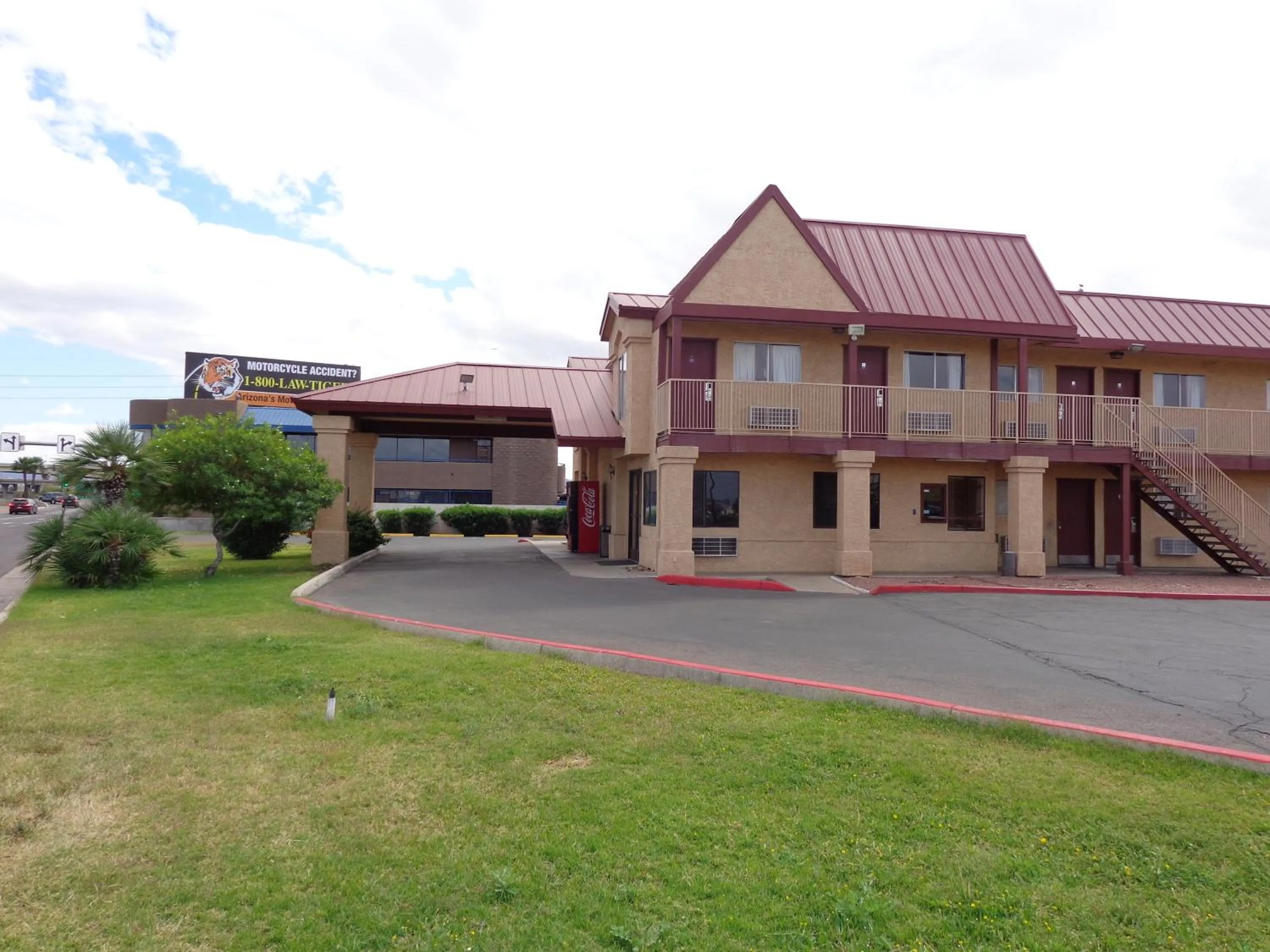 Property building in Knights Inn Fairground