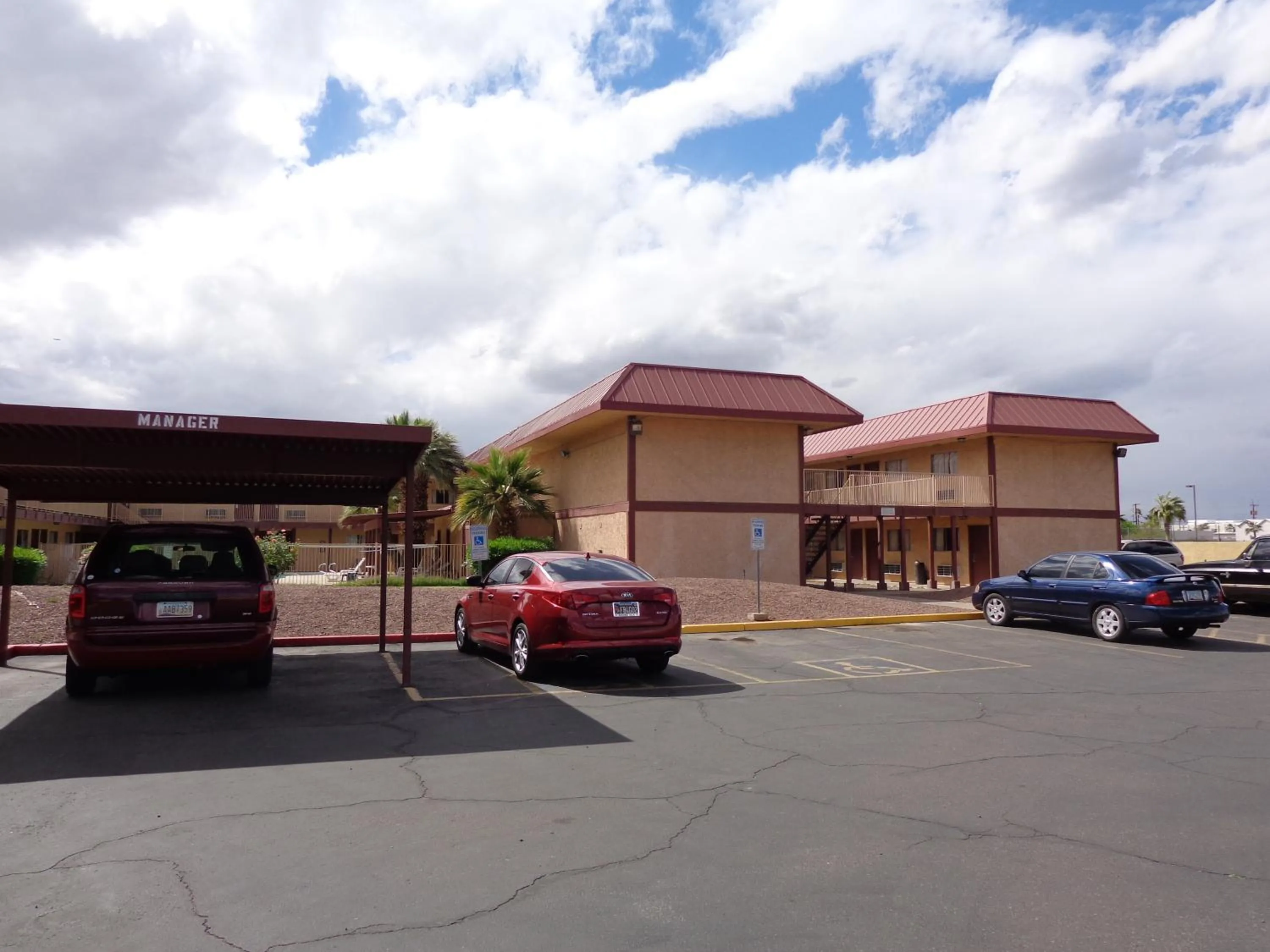 Property building in Knights Inn Fairground
