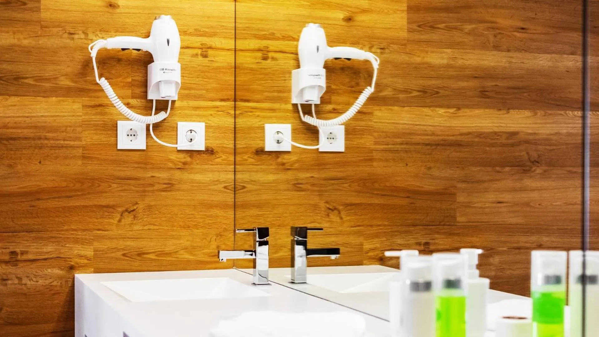 Bathroom in Agrinho Suites & Spa Gerês