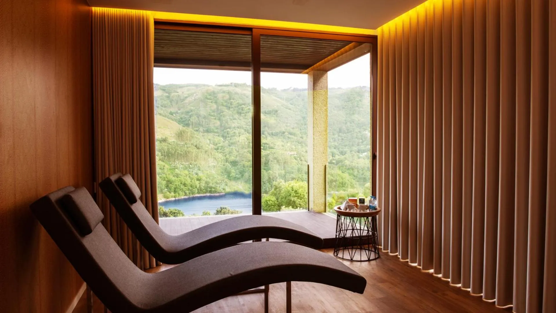 Massage in Agrinho Suites & Spa Gerês