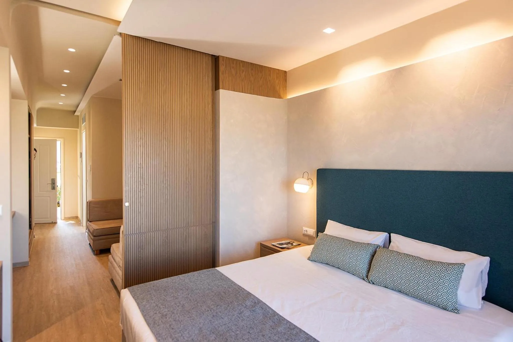 Photo of the whole room, Bed in Pilot Beach Resort