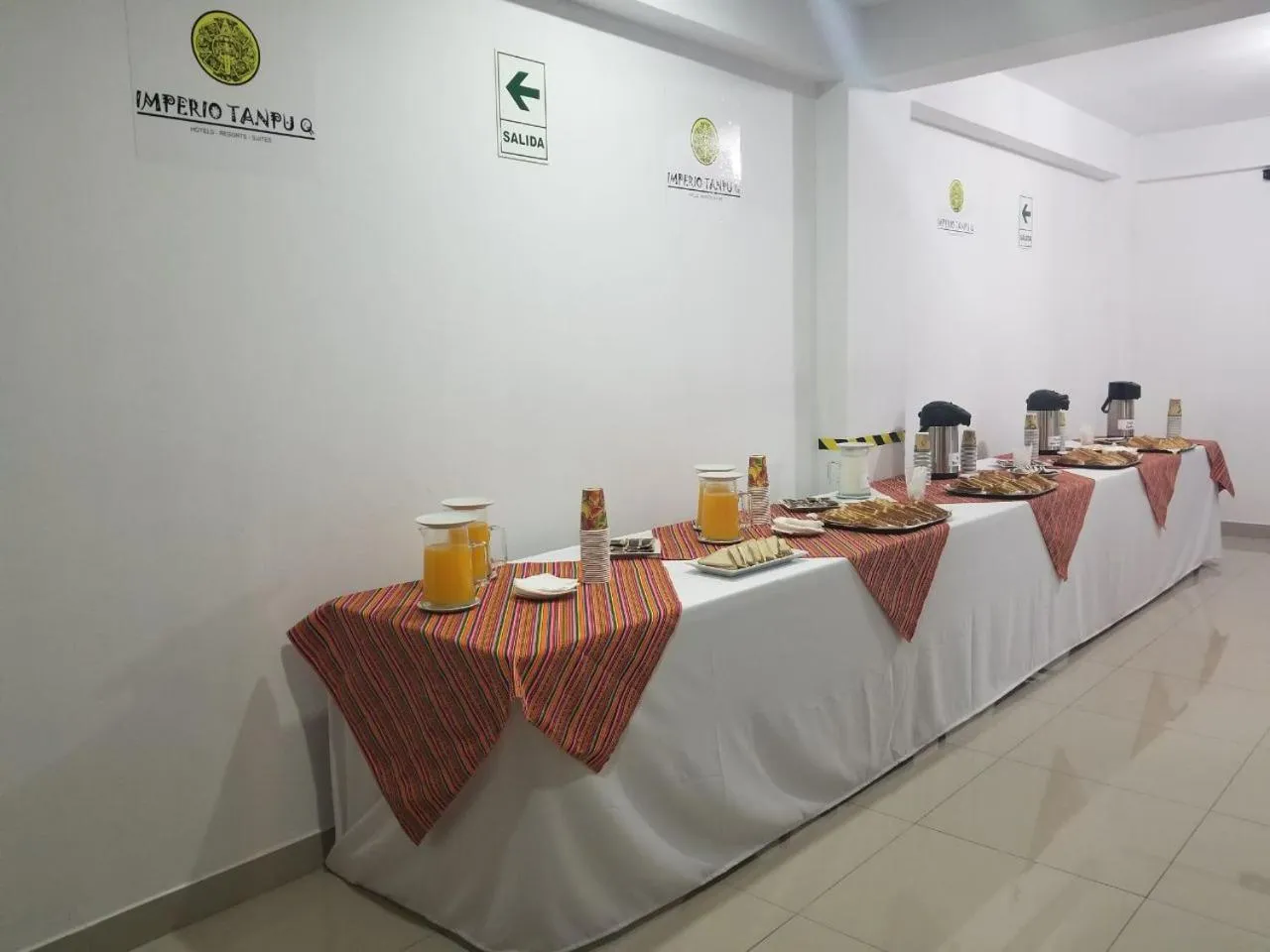 Breakfast in Imperio Tanpu Q