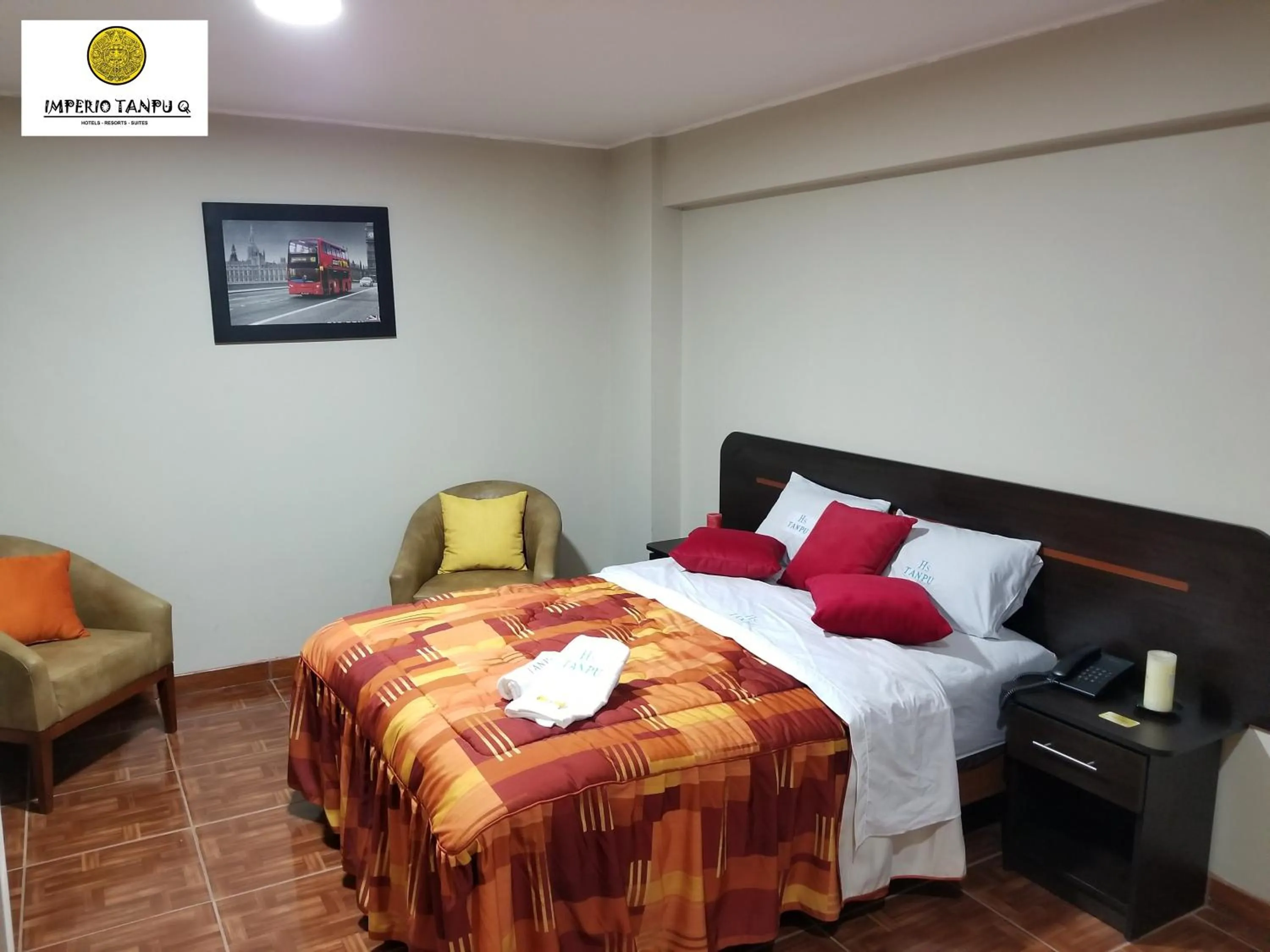 Photo of the whole room, Bed in Imperio Tanpu Q