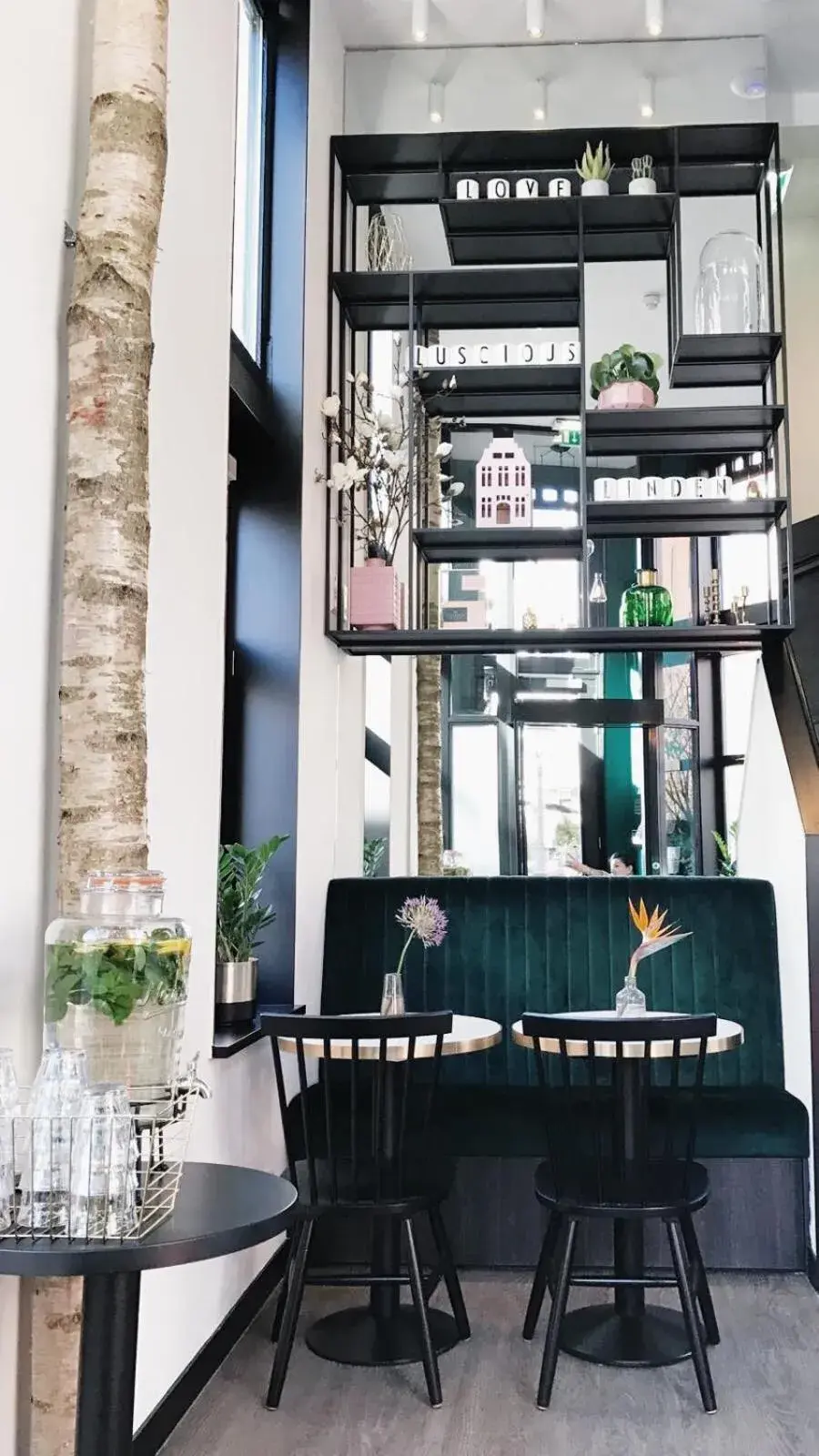 Lobby or reception in Linden Hotel Lobby or reception in Linden Hotel