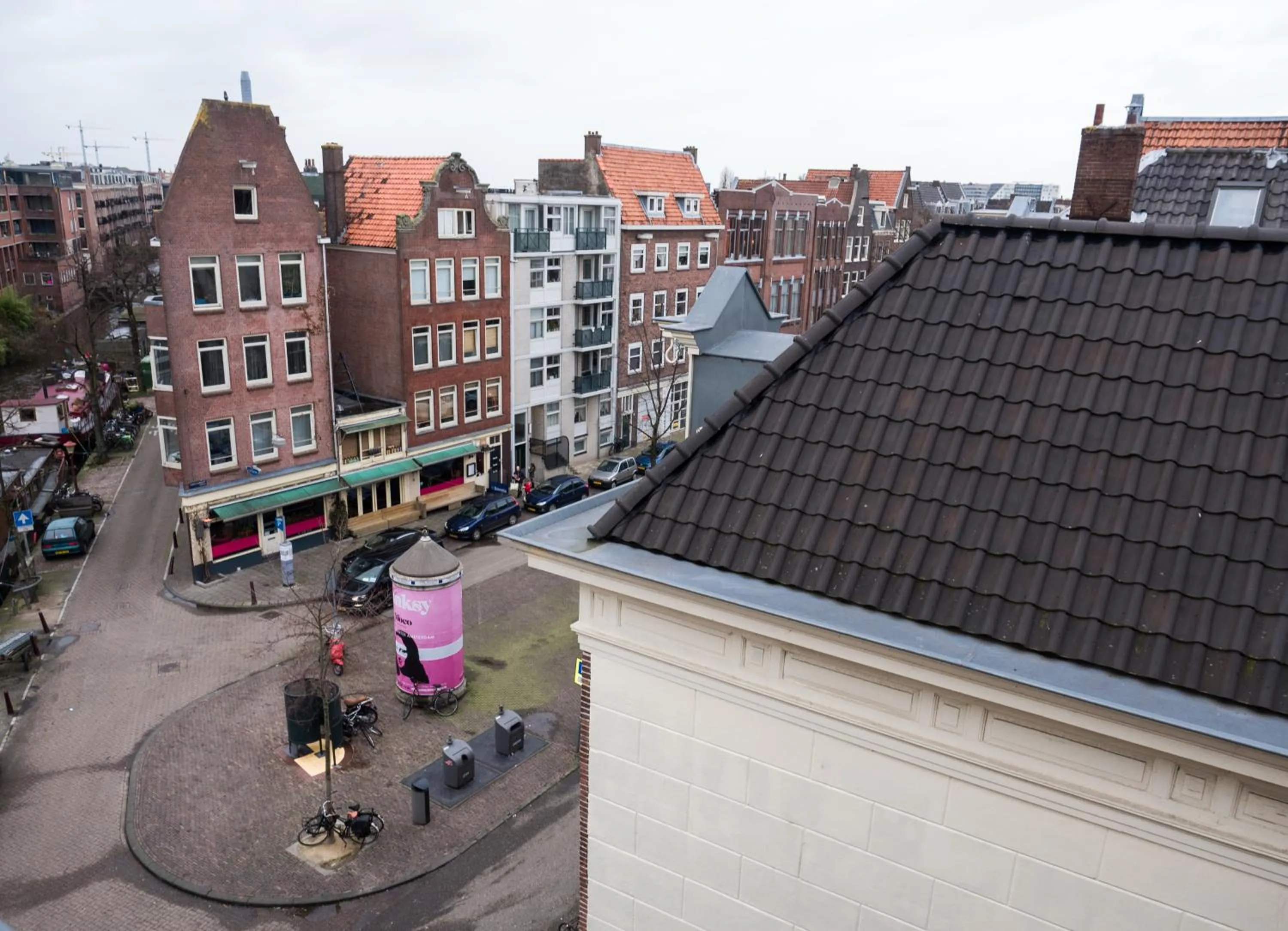 Street view in Linden Hotel