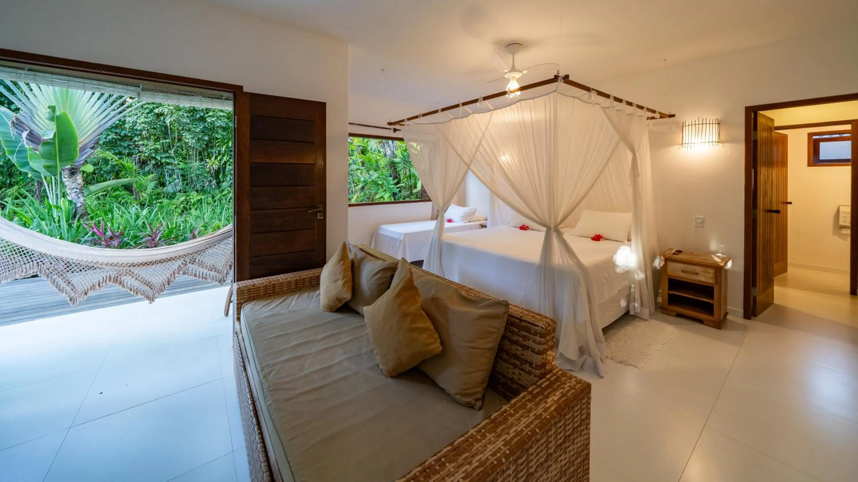 Photo of the whole room, Bed in Pousada do Bosque