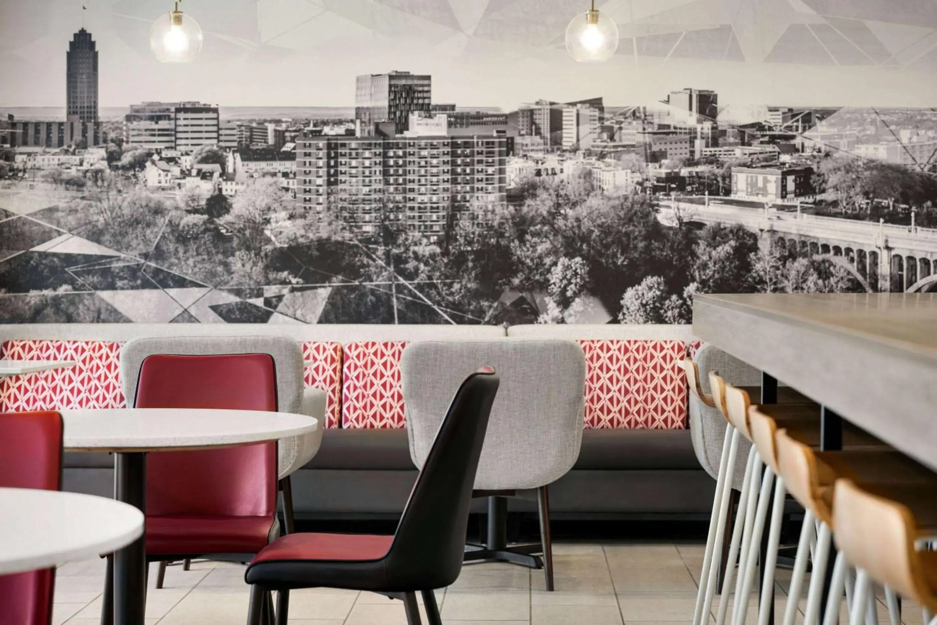 Restaurant/places to eat in Ramada by Wyndham Allentown Bethlehem Restaurant/places to eat in Ramada by Wyndham Allentown Bethlehem