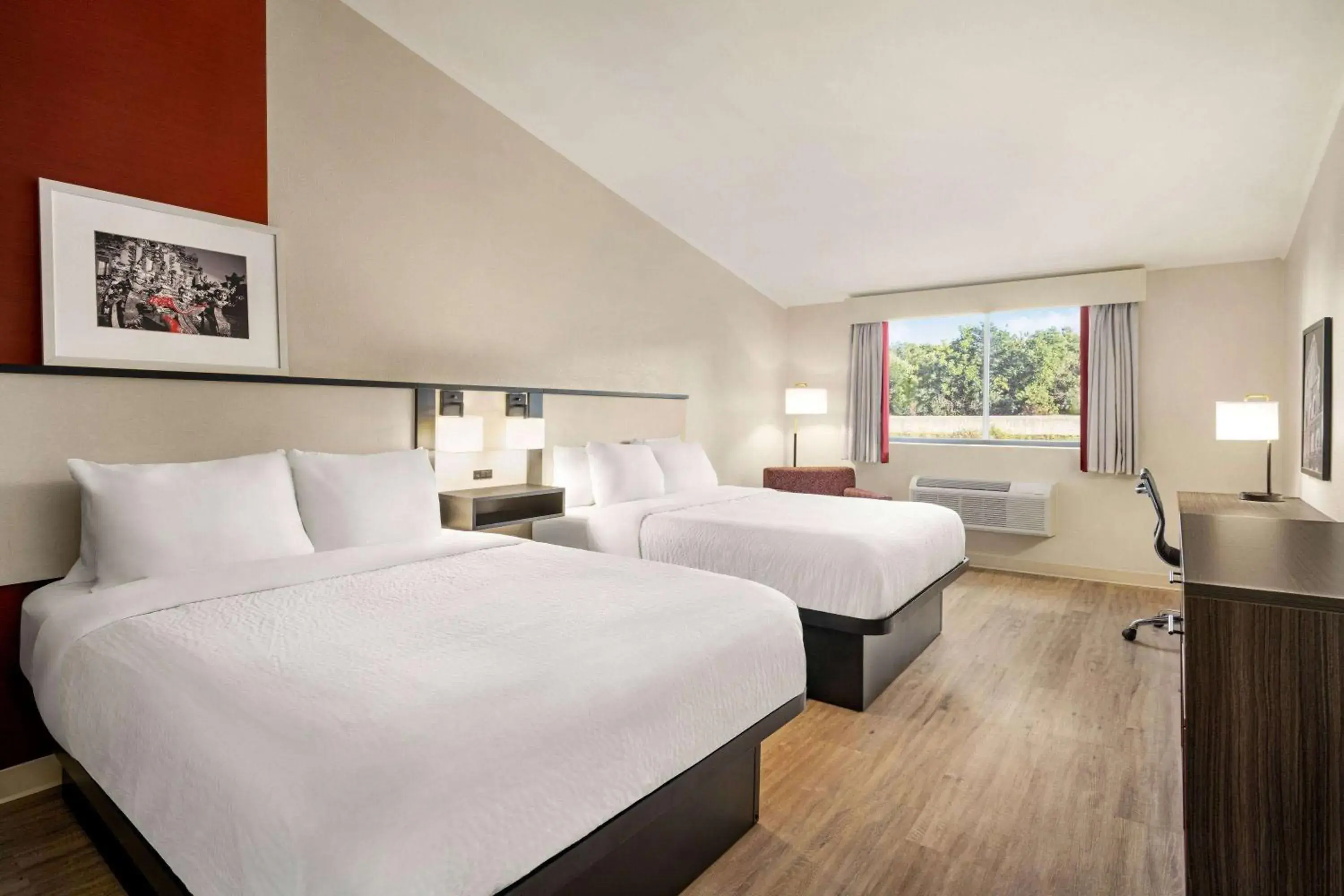 Queen Room with Two Queen Beds - Non-Smoking in Ramada by Wyndham Allentown Bethlehem Queen Room with Two Queen Beds - Non-Smoking in Ramada by Wyndham Allentown Bethlehem