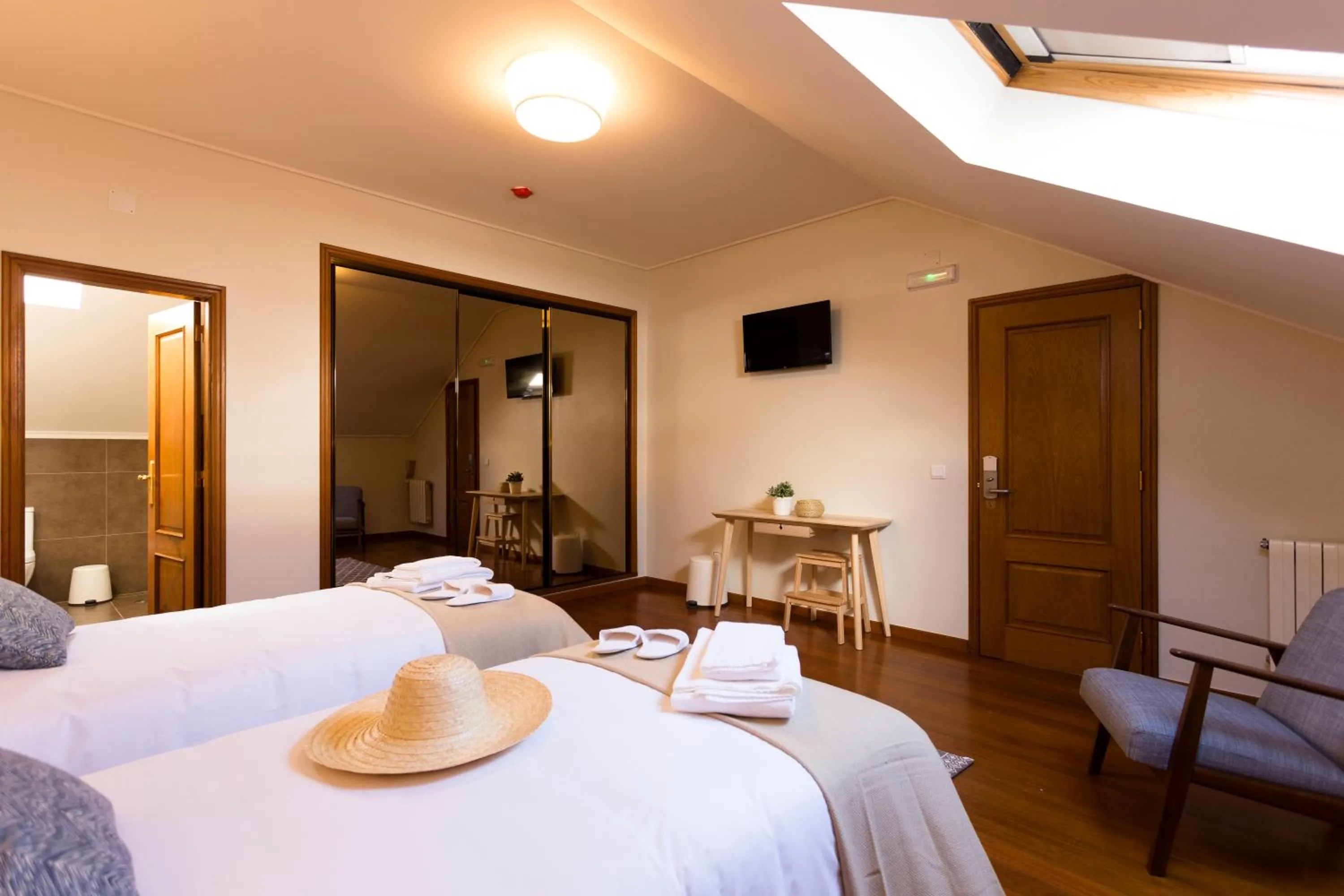 Bed in Ericeira Soul Guesthouse