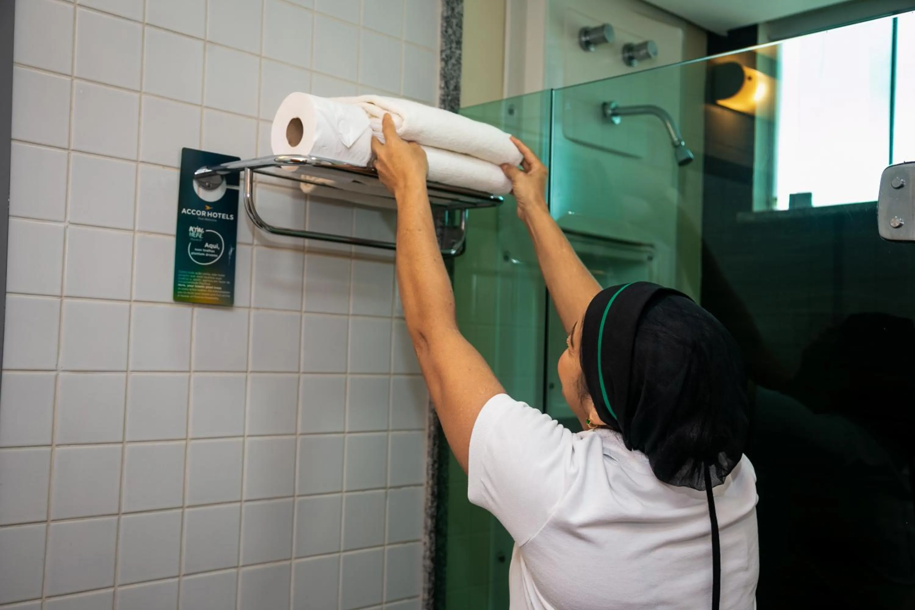 Staff in ibis Styles Belem Batista Campos