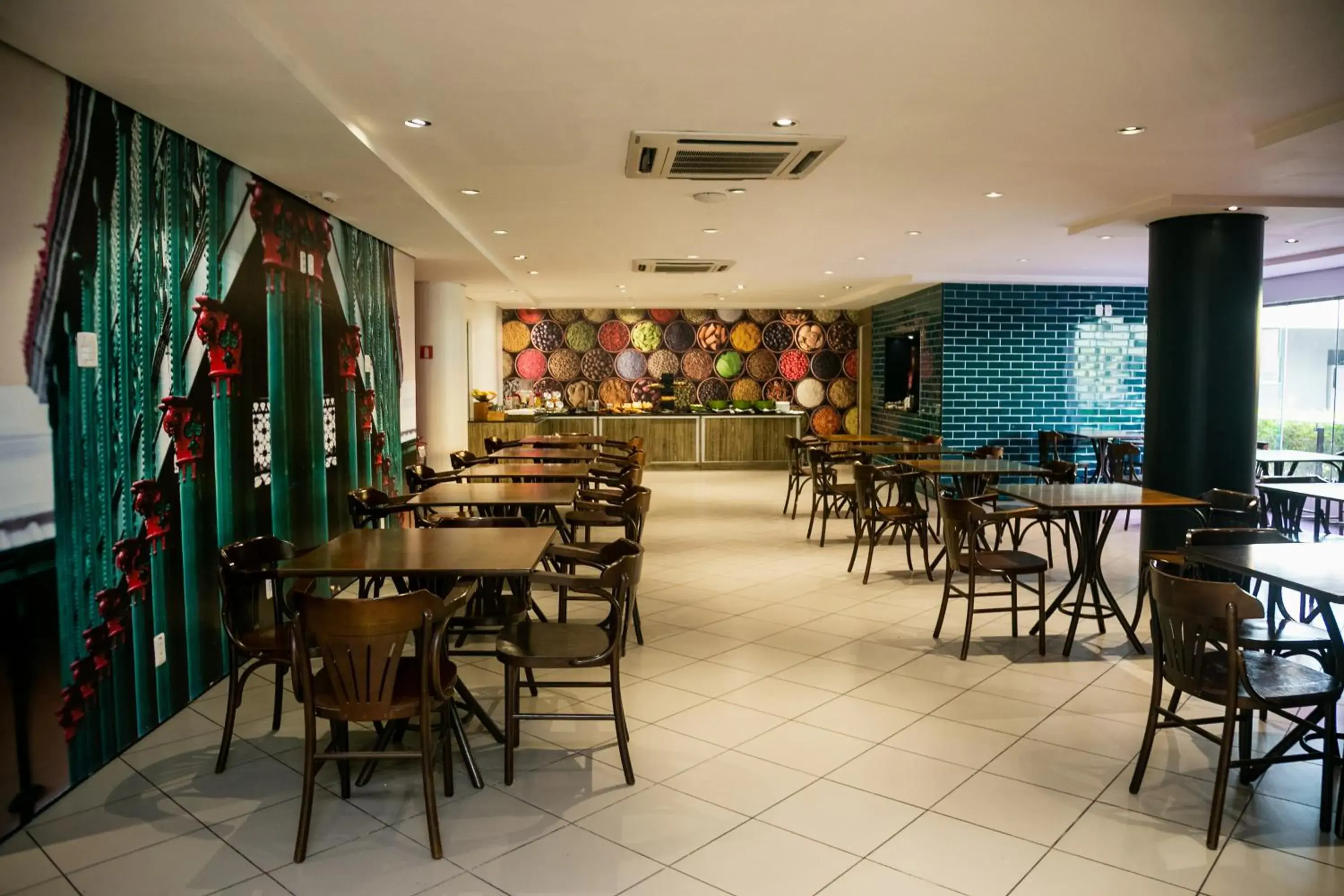 Restaurant/places to eat in ibis Styles Belem Batista Campos Restaurant/places to eat in ibis Styles Belem Batista Campos