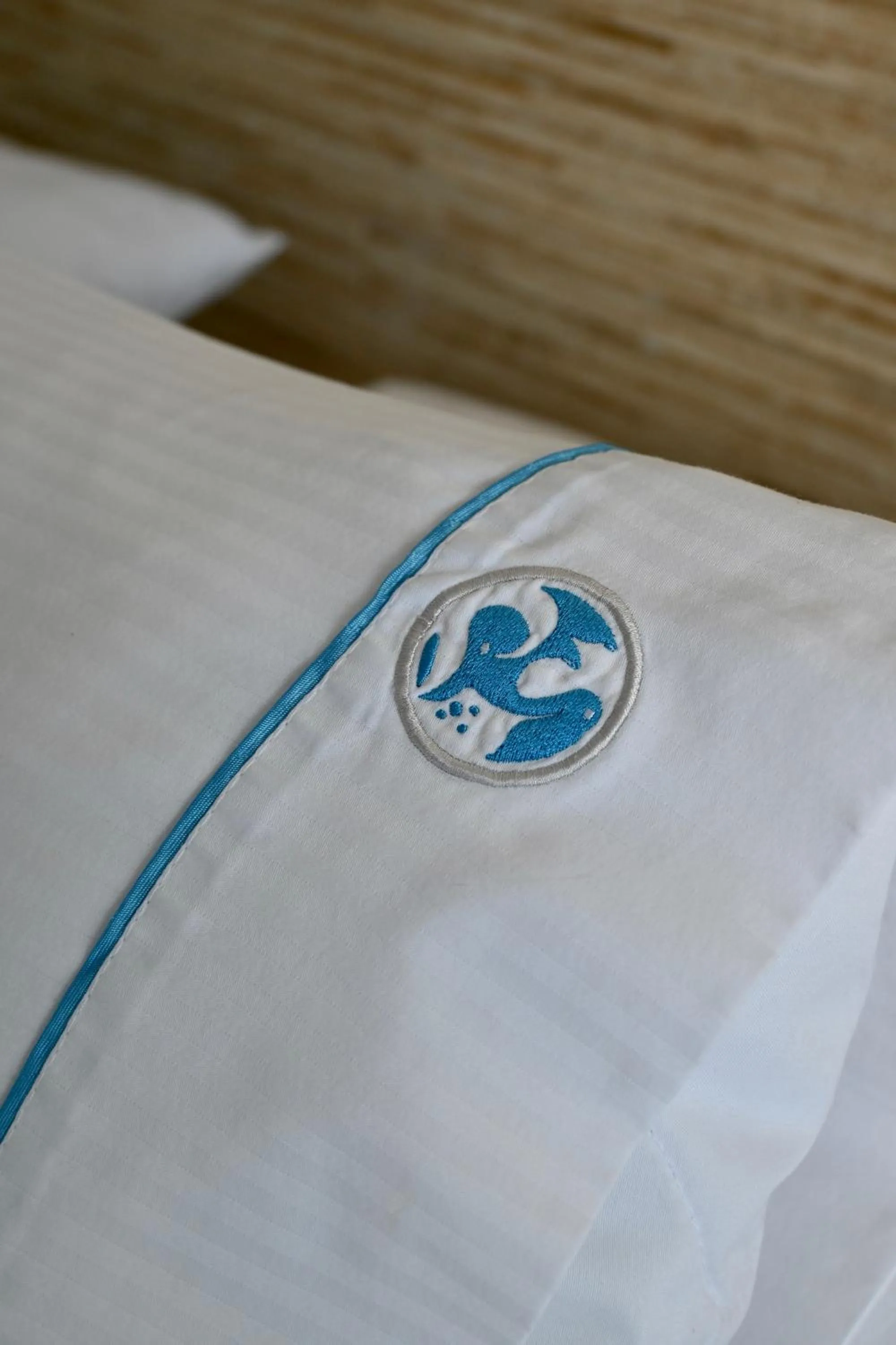 Bed in Pelicano Inn Playa del Carmen - Beachfront Hotel