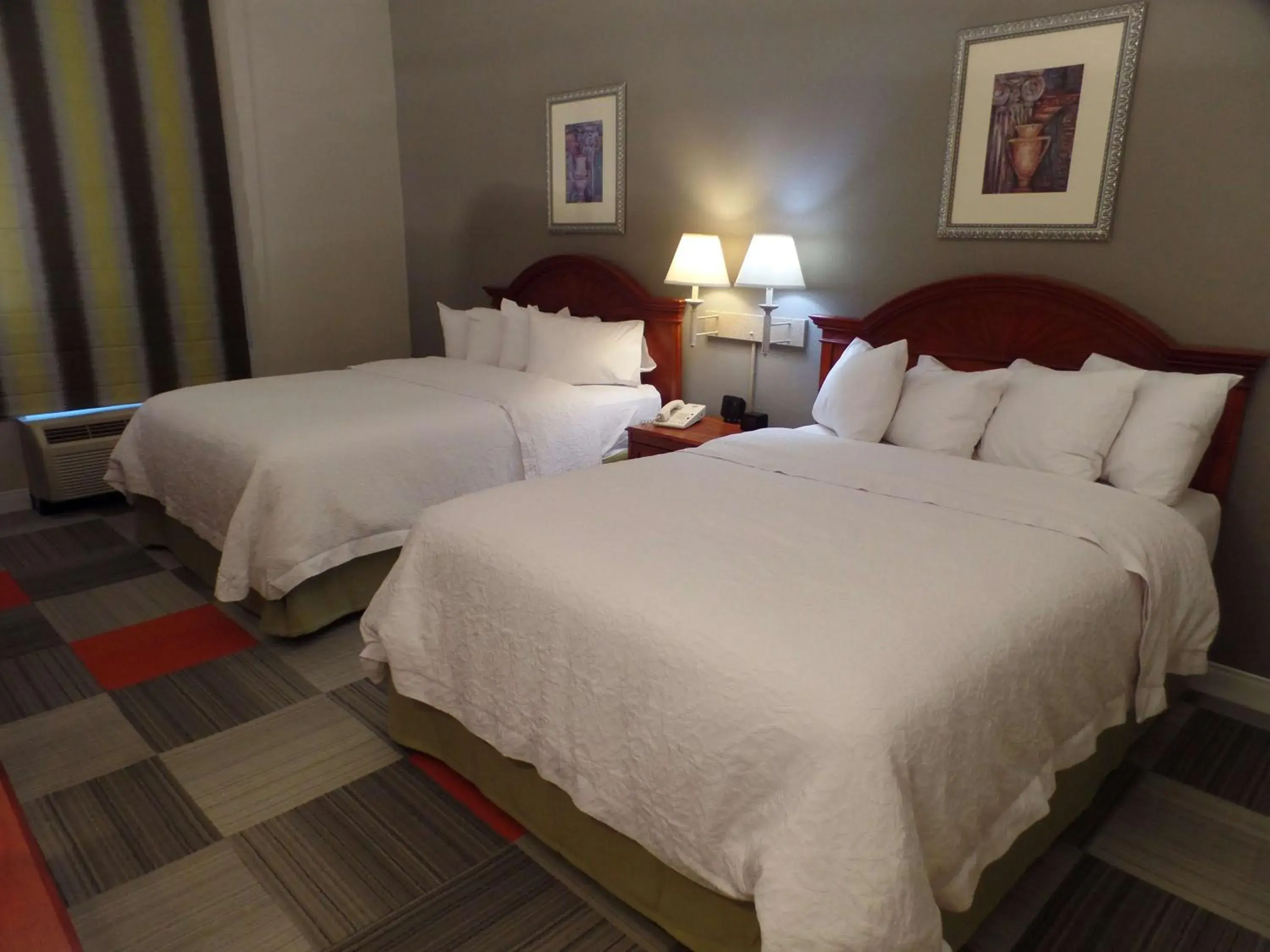 Bed in Hampton Inn Bowling Green Bed in Hampton Inn Bowling Green