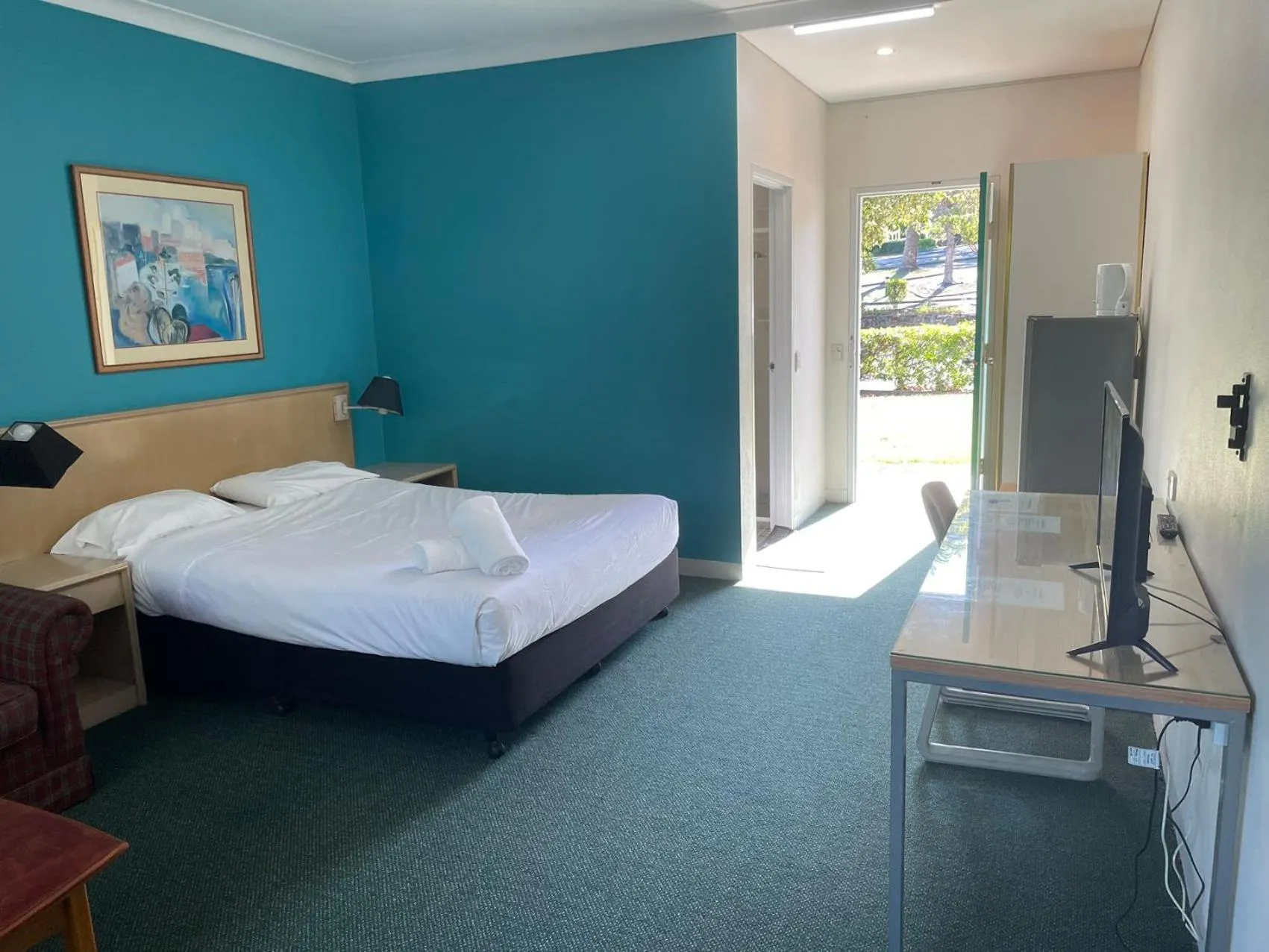 Bed in Seaside Garden Retreat Accommodation