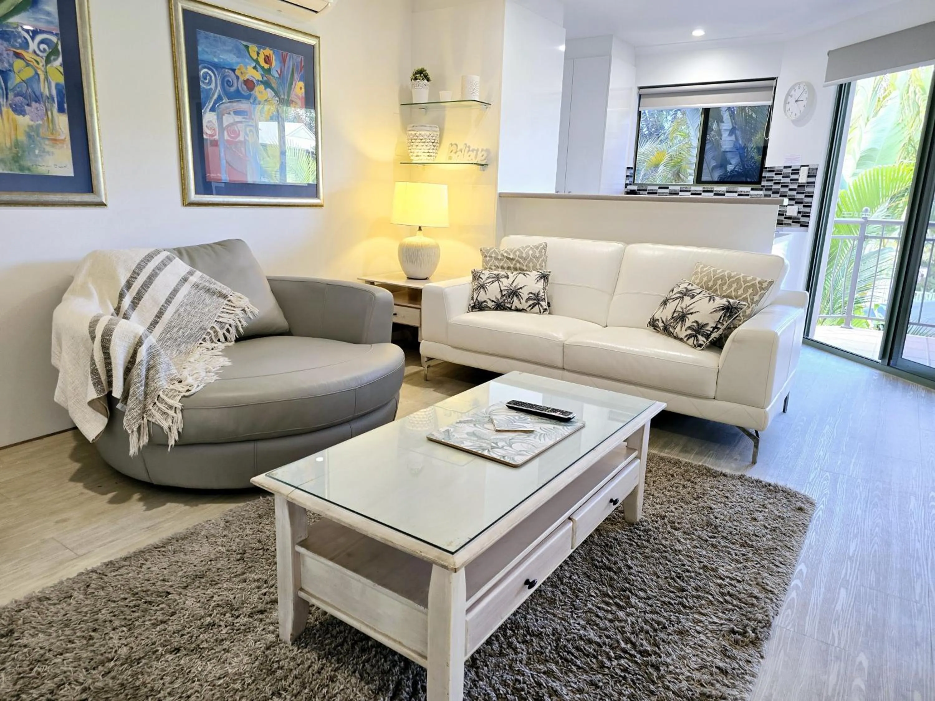 Living room in Noosa River Retreat Holiday Apartments