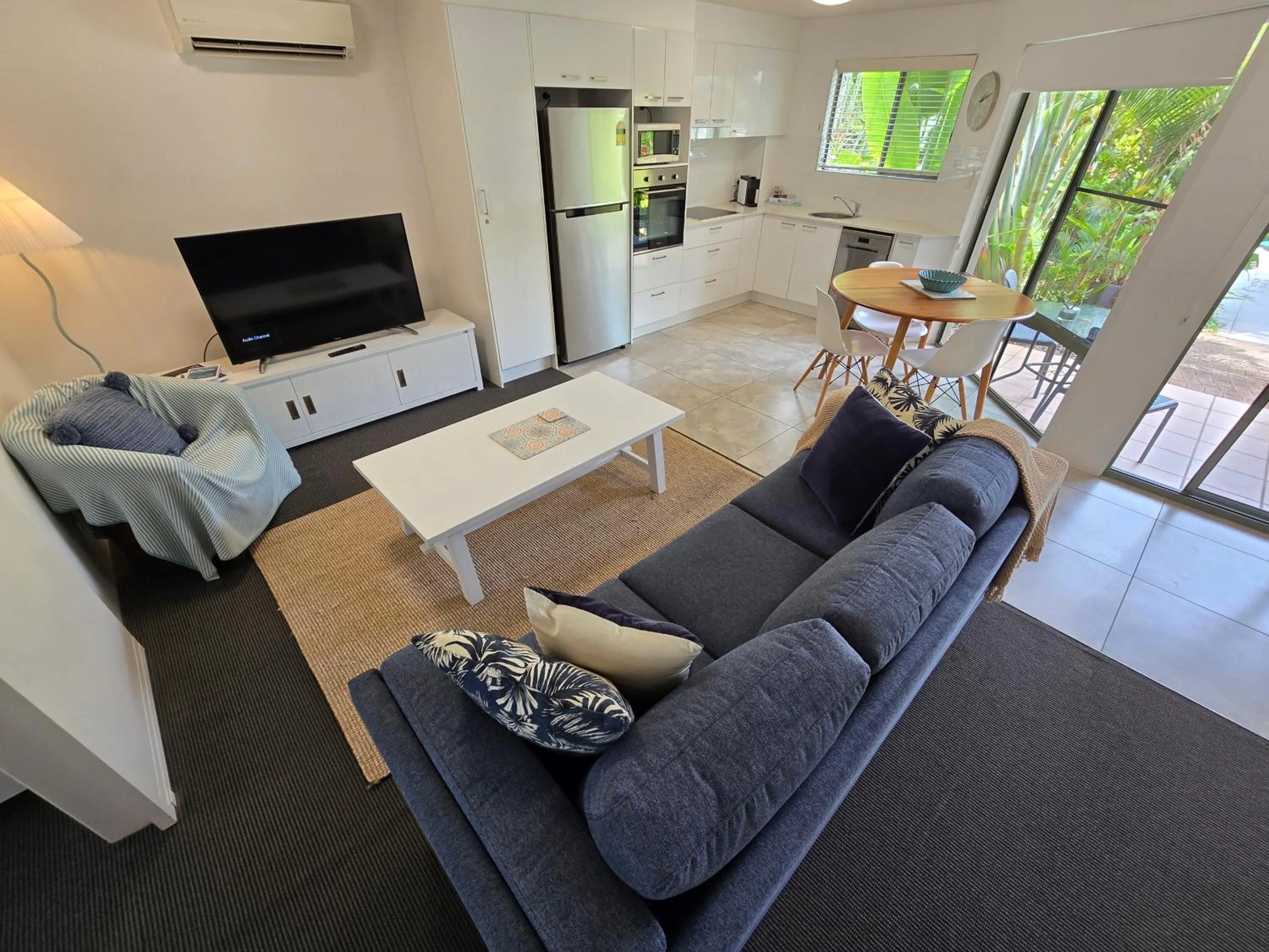 Photo of the whole room in Noosa River Retreat Holiday Apartments