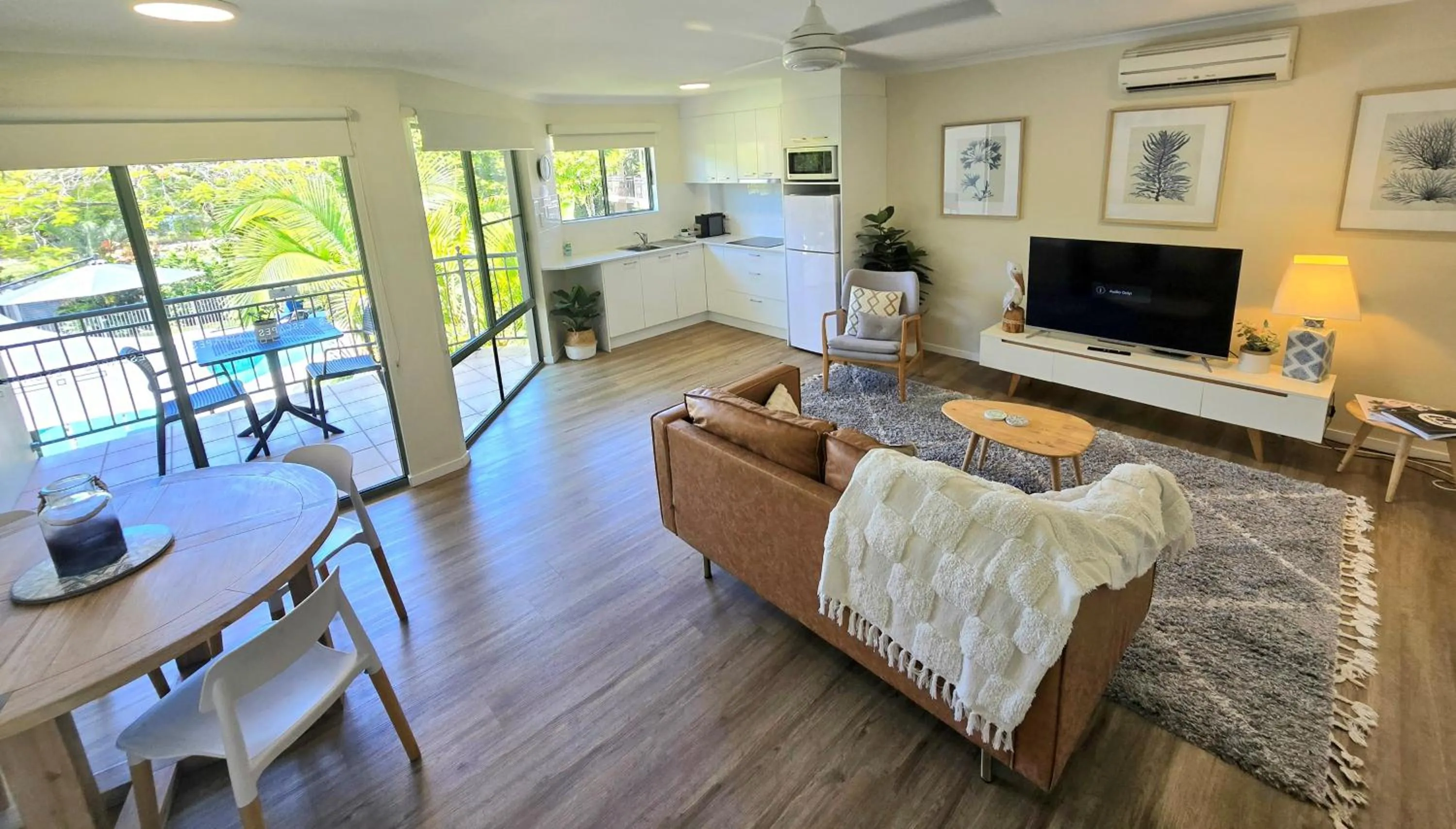 Photo of the whole room in Noosa River Retreat Holiday Apartments