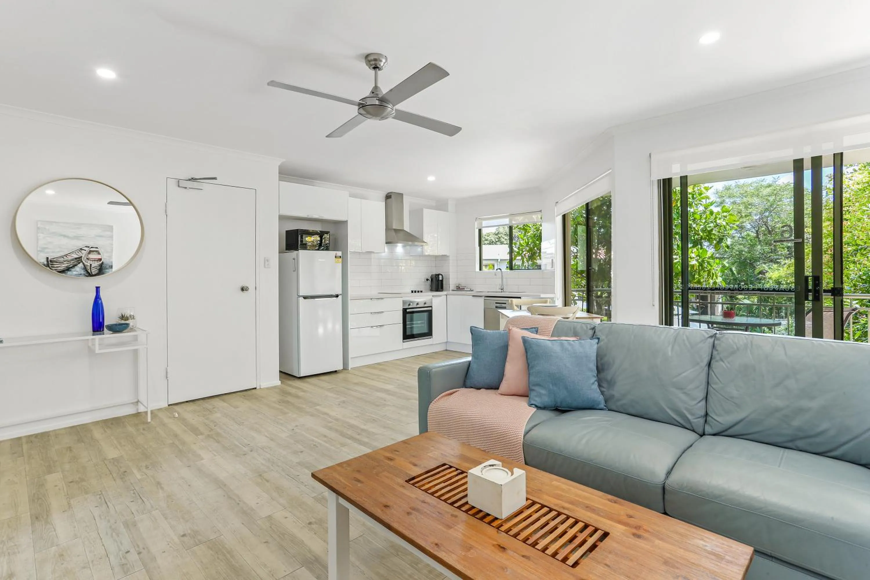 Living room in Noosa River Retreat Holiday Apartments