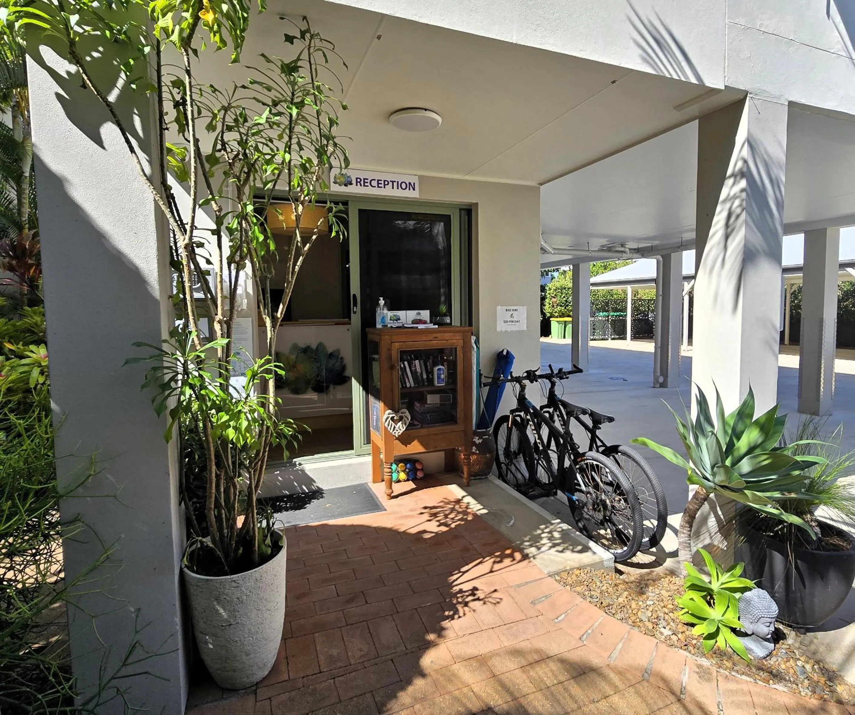 Lobby or reception in Noosa River Retreat Holiday Apartments