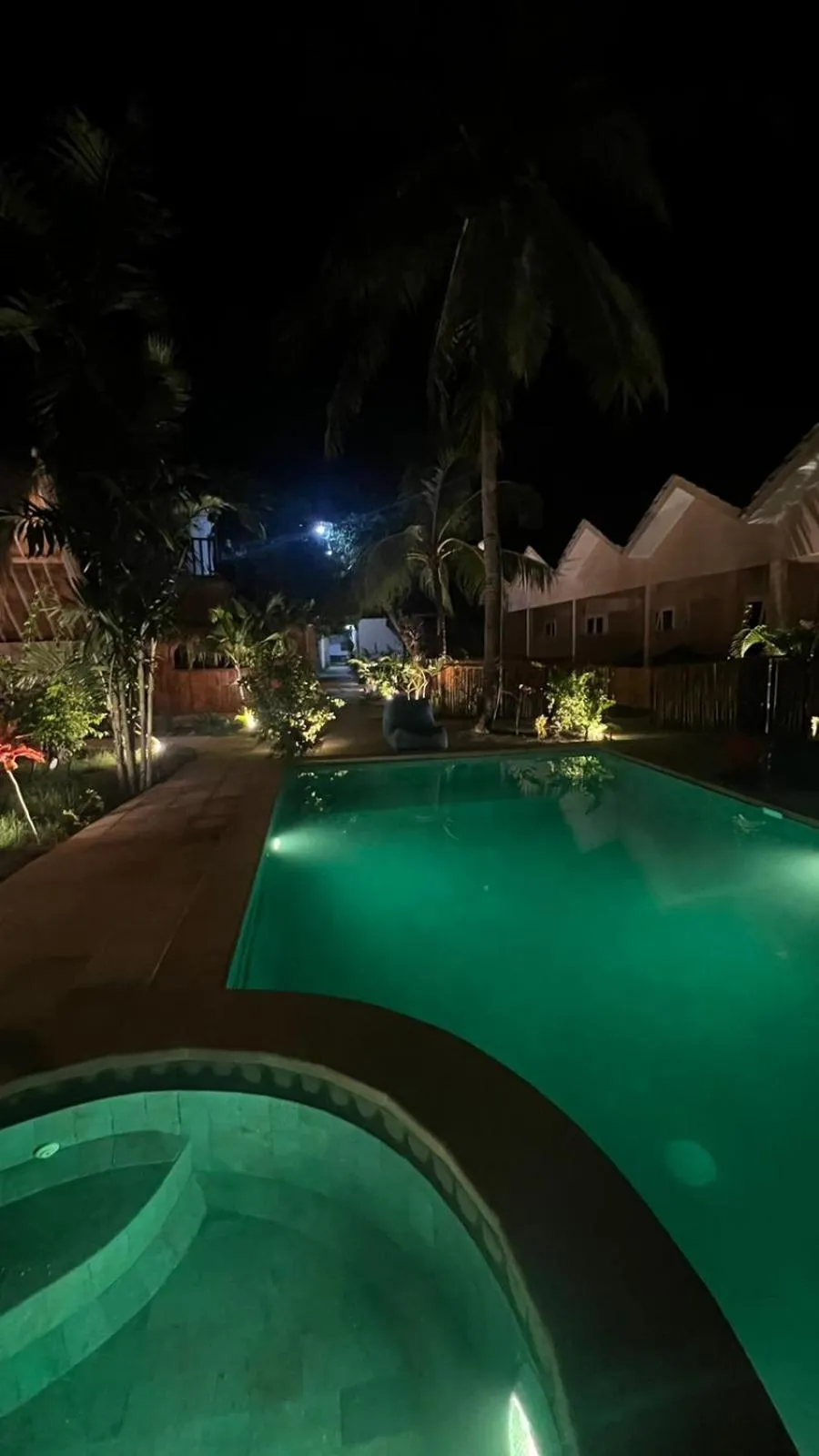 Night in Living Trawangan Hotel