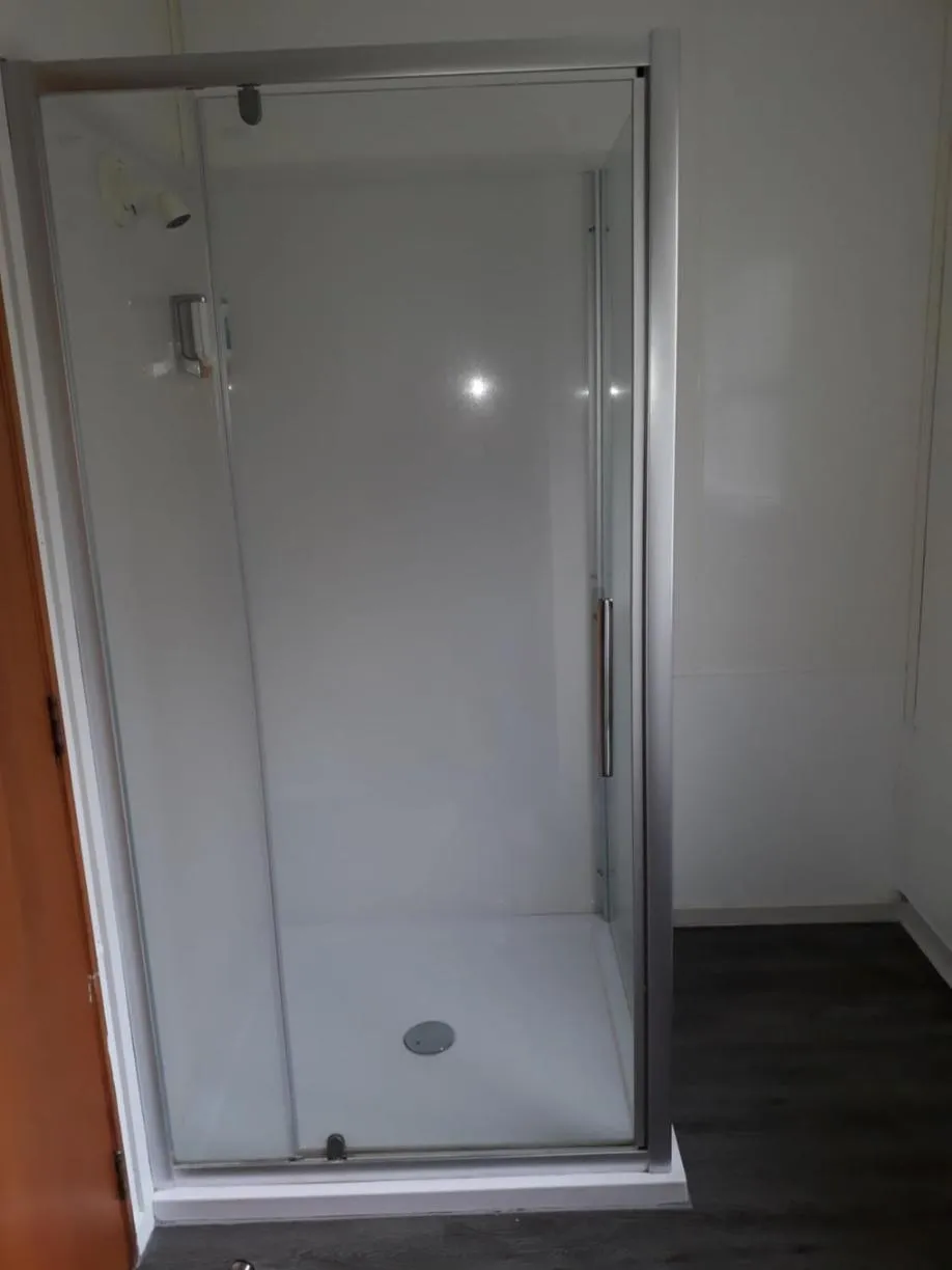 Bathroom in Aquarius Motor Inn