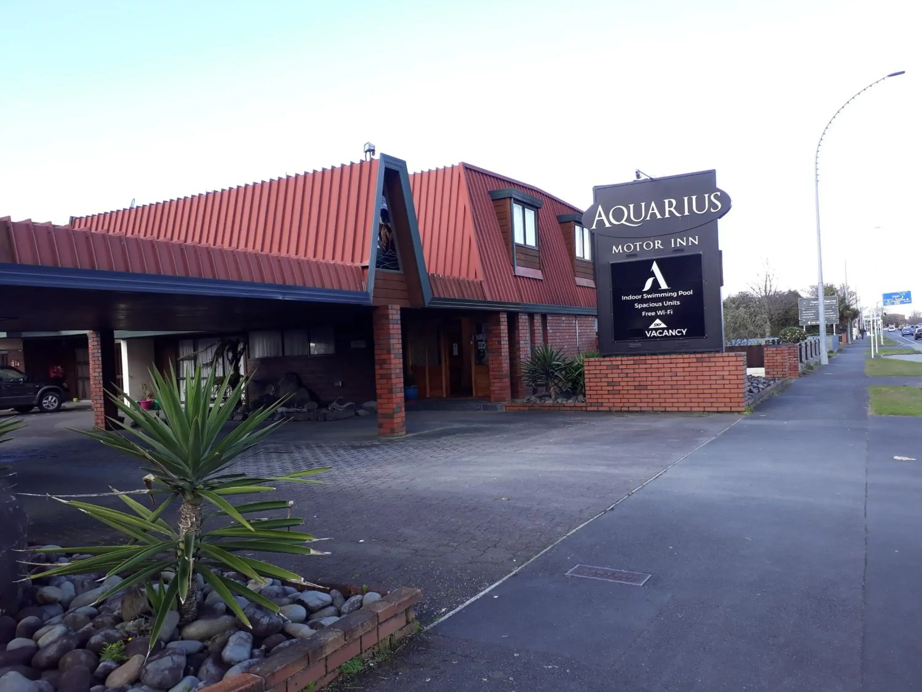 Aquarius Motor Inn Aquarius Motor Inn