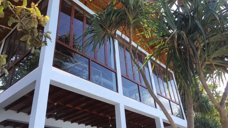 Restaurant/places to eat in Pulau Weh Paradise