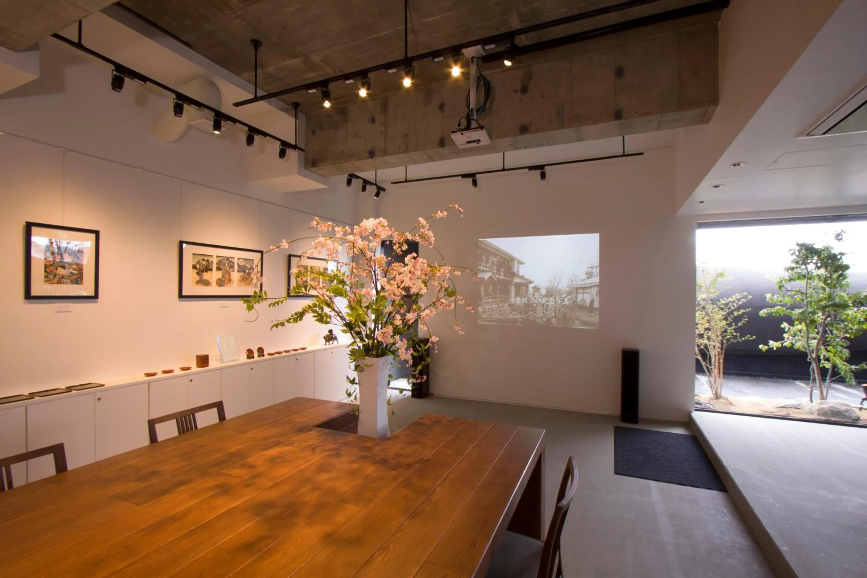 Communal lounge/ TV room in Hotel Ikkeikaku