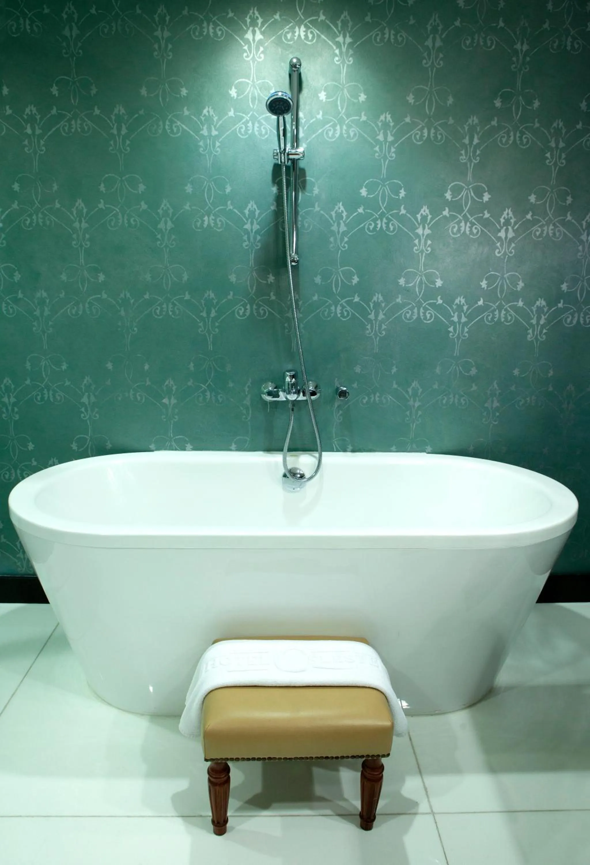 Bathroom in Hotel Celeste Makati