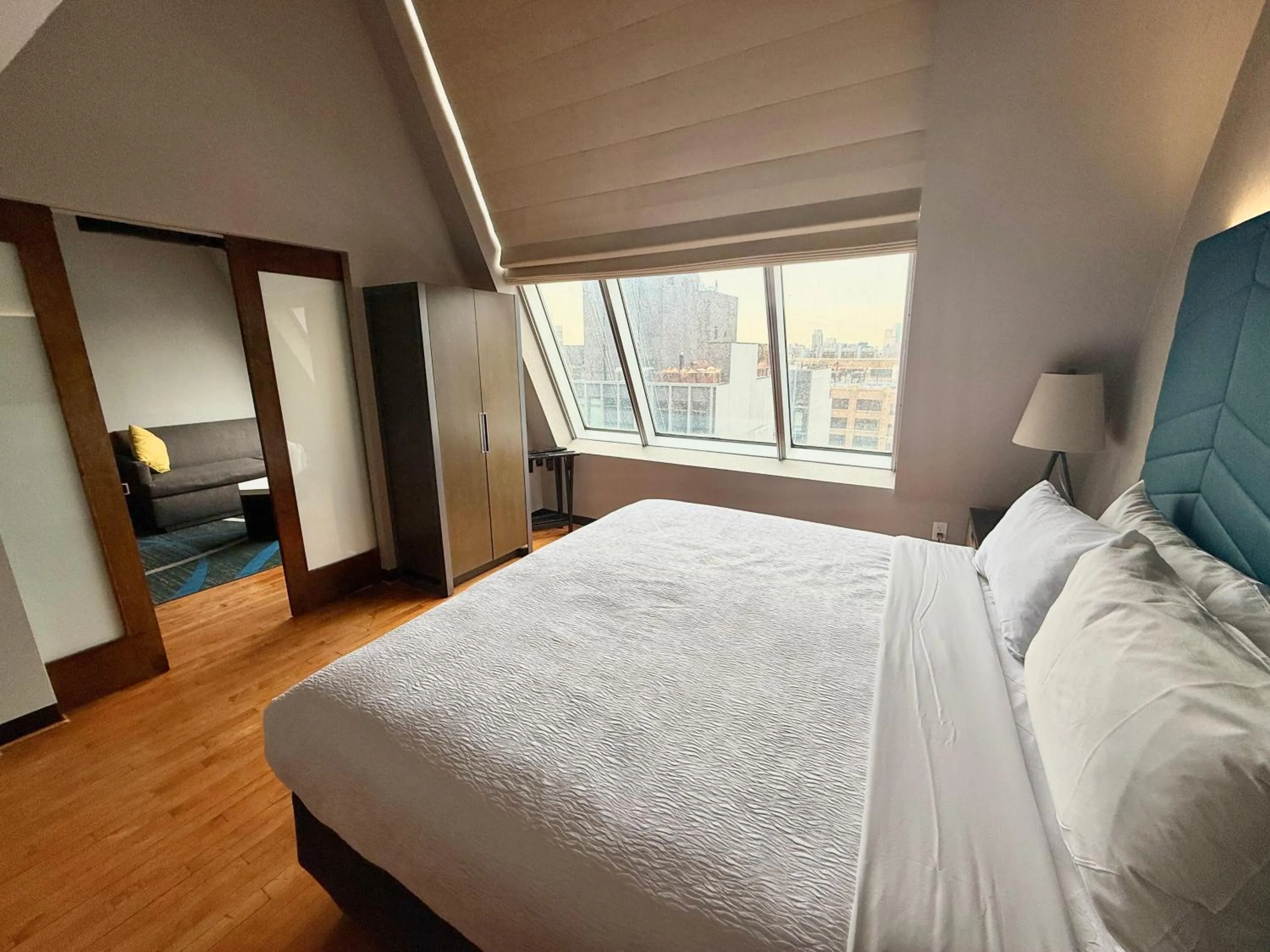 Bedroom, Bed in Four Points by Sheraton Manhattan SoHo Village