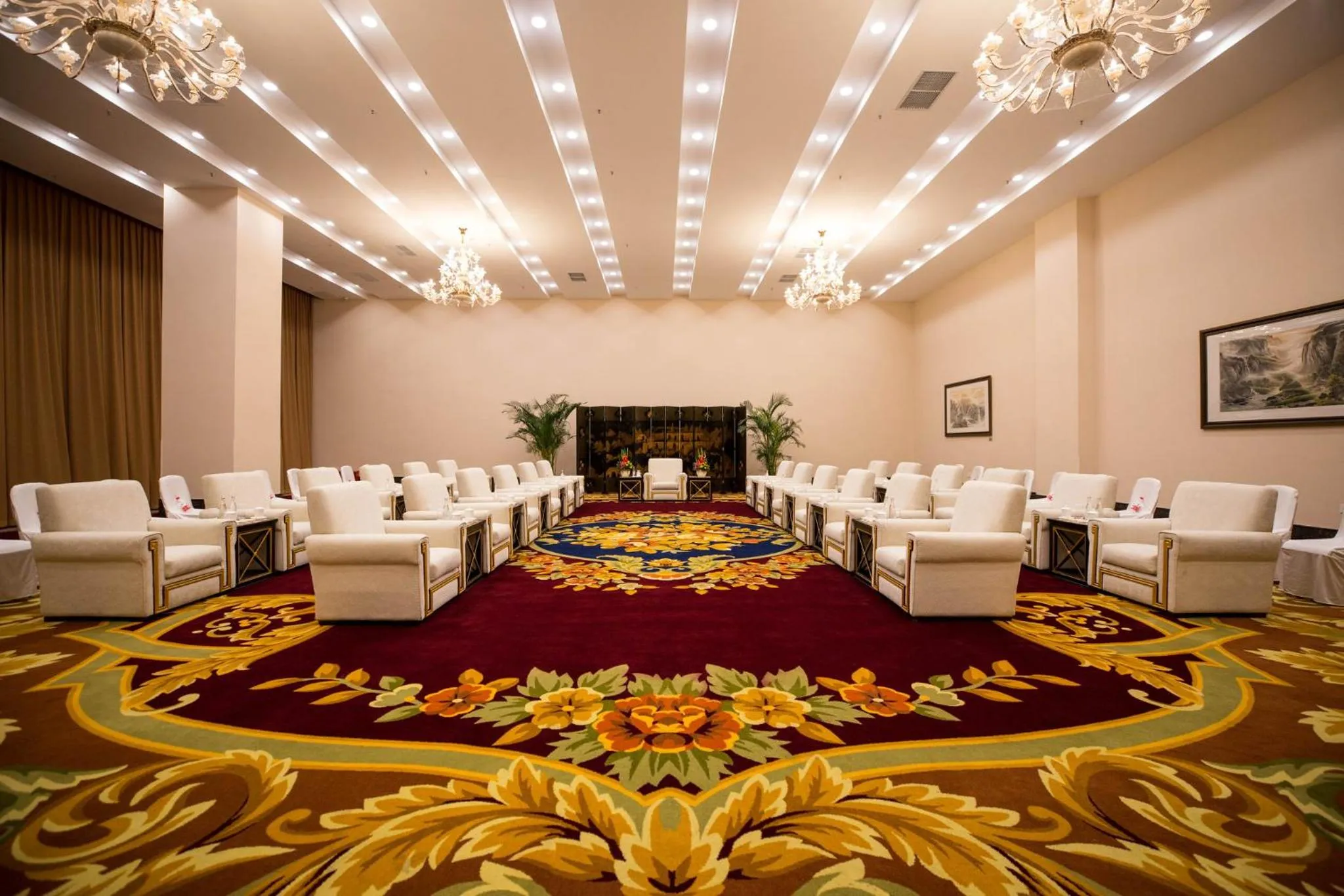 Meeting/conference room in Holiday Inn Chengdu Century City West, an IHG Hotel