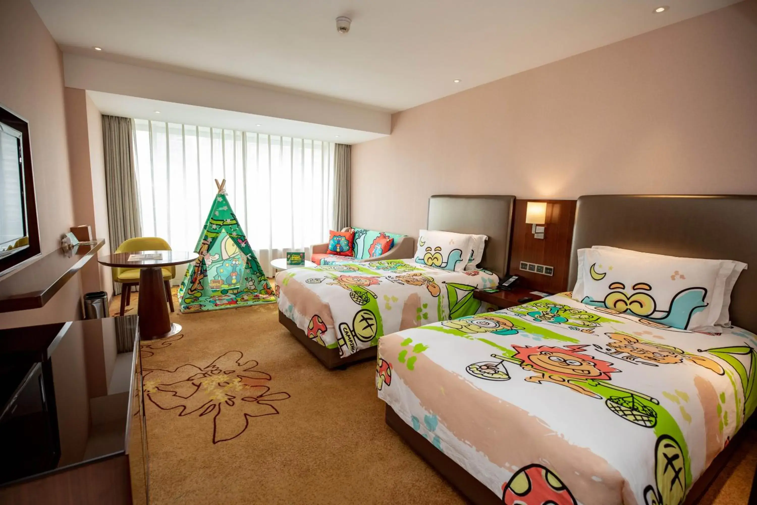 Bedroom, Bed in Holiday Inn Chengdu Century City-WestTower Bedroom, Bed in Holiday Inn Chengdu Century City-WestTower