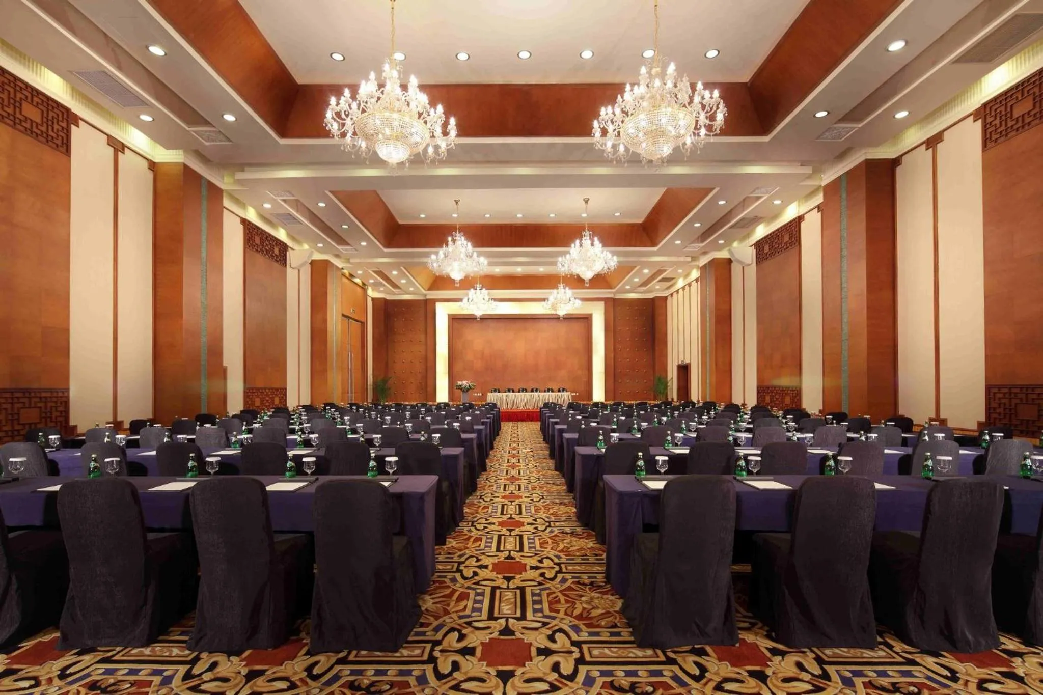 Meeting/conference room in Holiday Inn Chengdu Century City West, an IHG Hotel