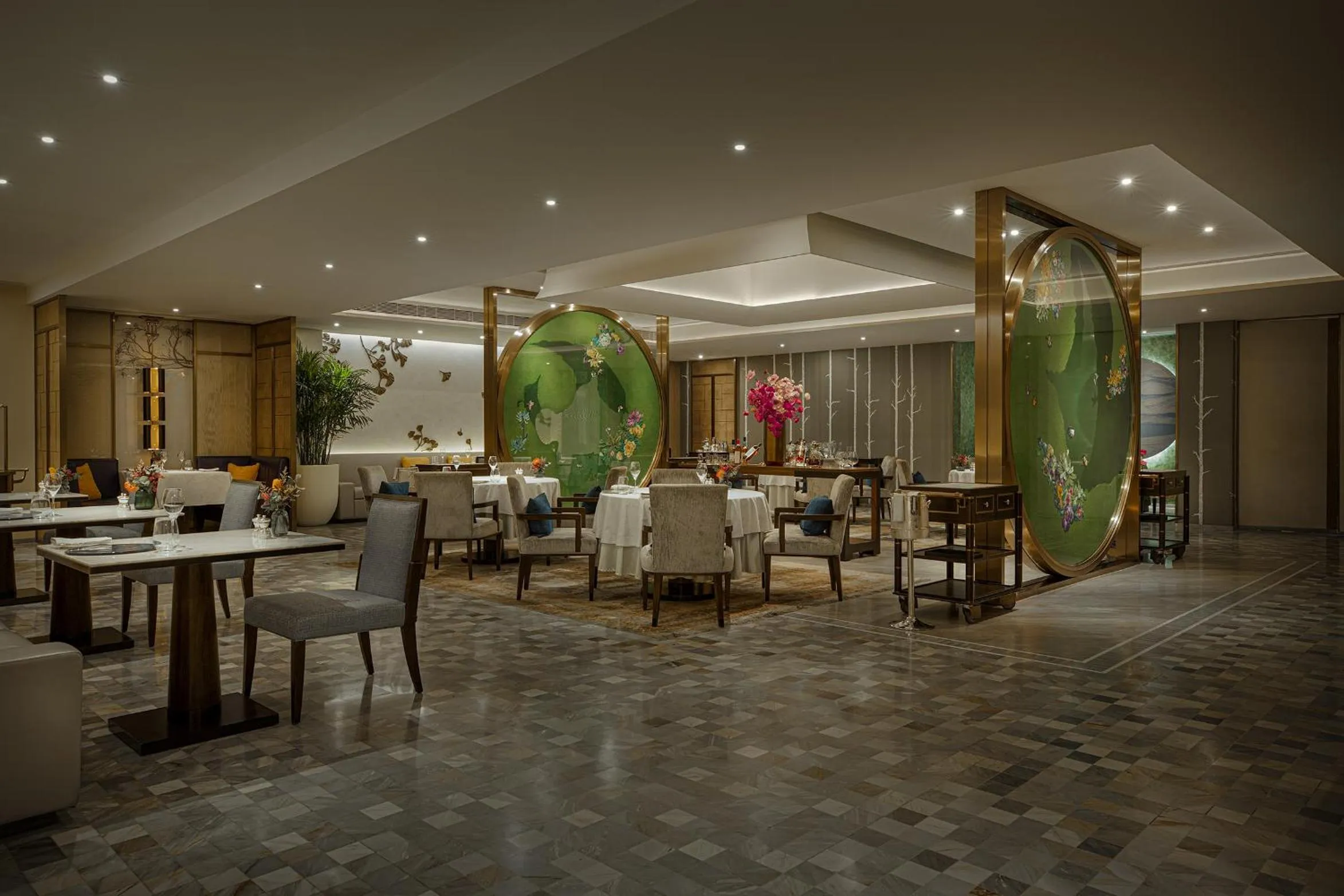 Restaurant/places to eat in The Peninsula Beijing