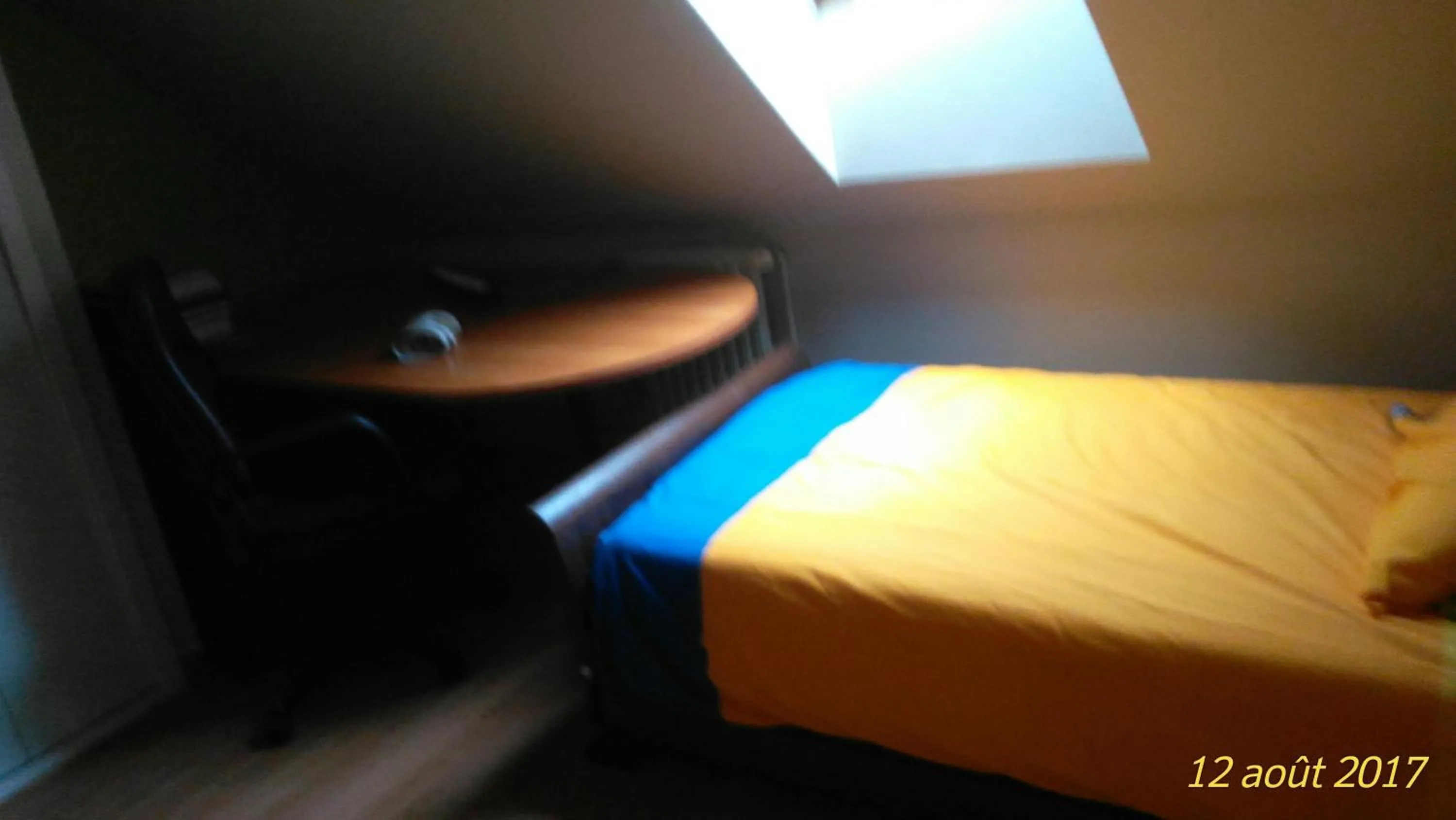 Photo of the whole room, Bed in Maison La Chapelle