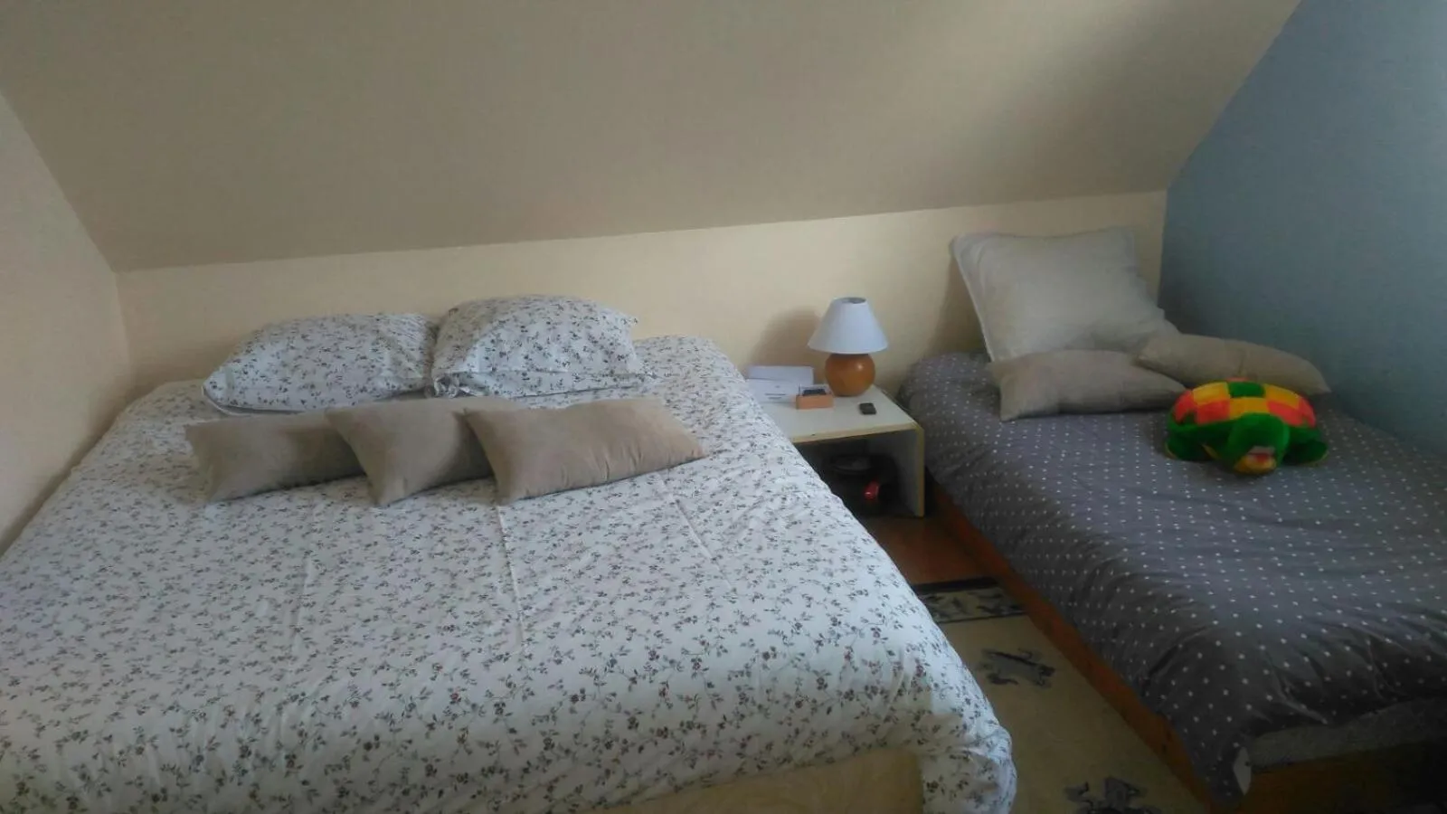 Photo of the whole room, Bed in Maison La Chapelle