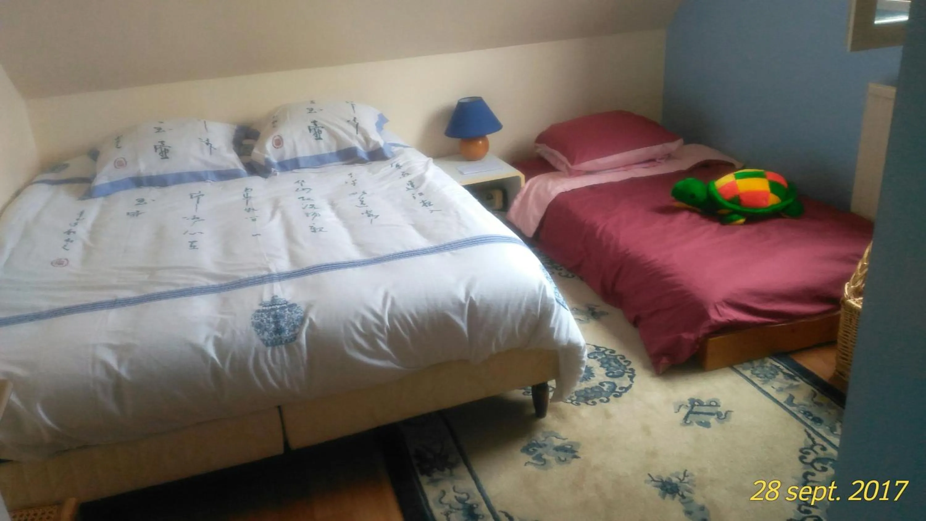 Photo of the whole room, Bed in Maison La Chapelle