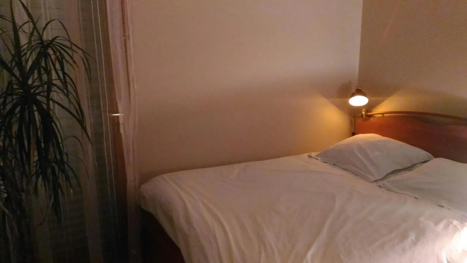 Photo of the whole room, Bed in Maison La Chapelle