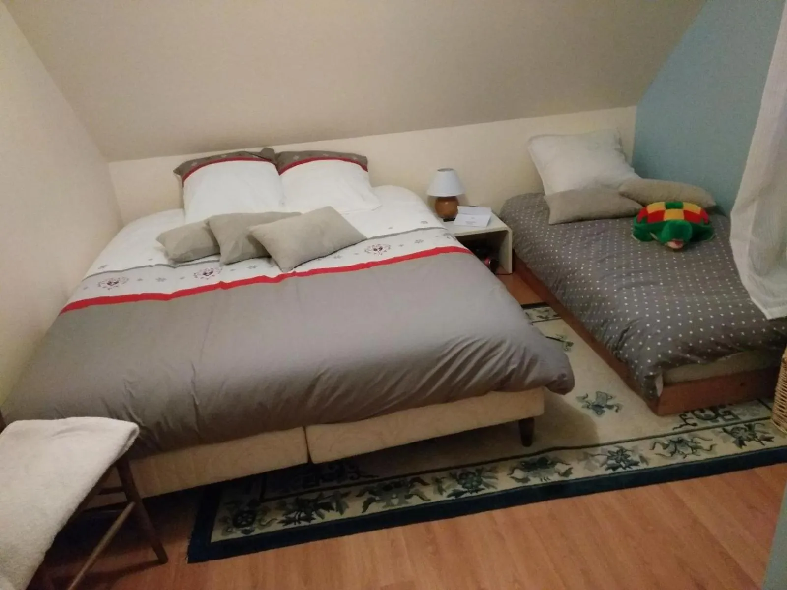 Photo of the whole room, Bed in Maison La Chapelle