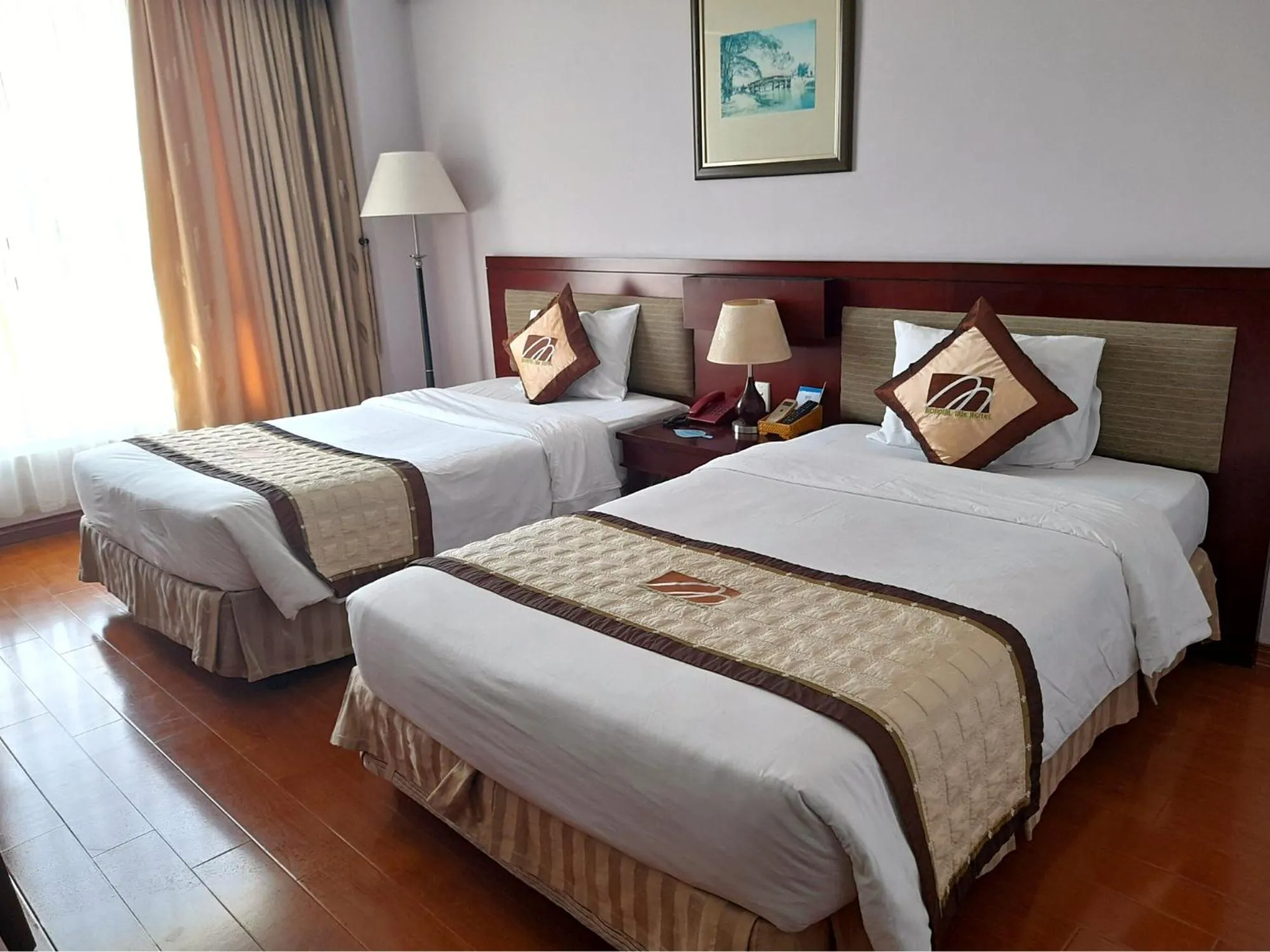 Bedroom, Bed in Mondial Hotel Hue