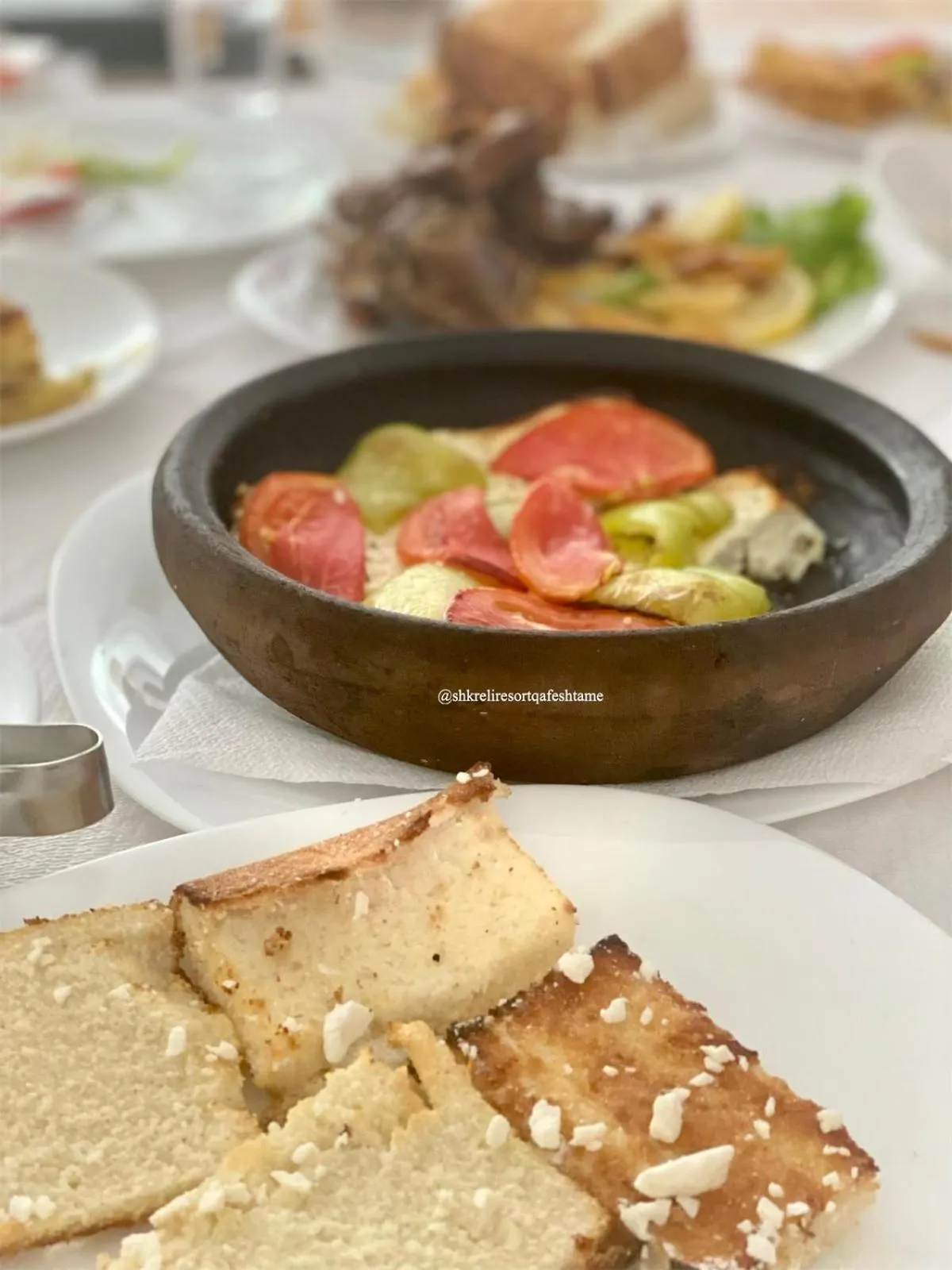 Food and drinks in Shkreli Resort Qafeshtame