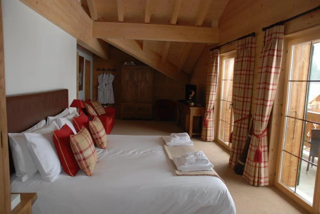 Bed in Mountain Lodge, Les Crosets