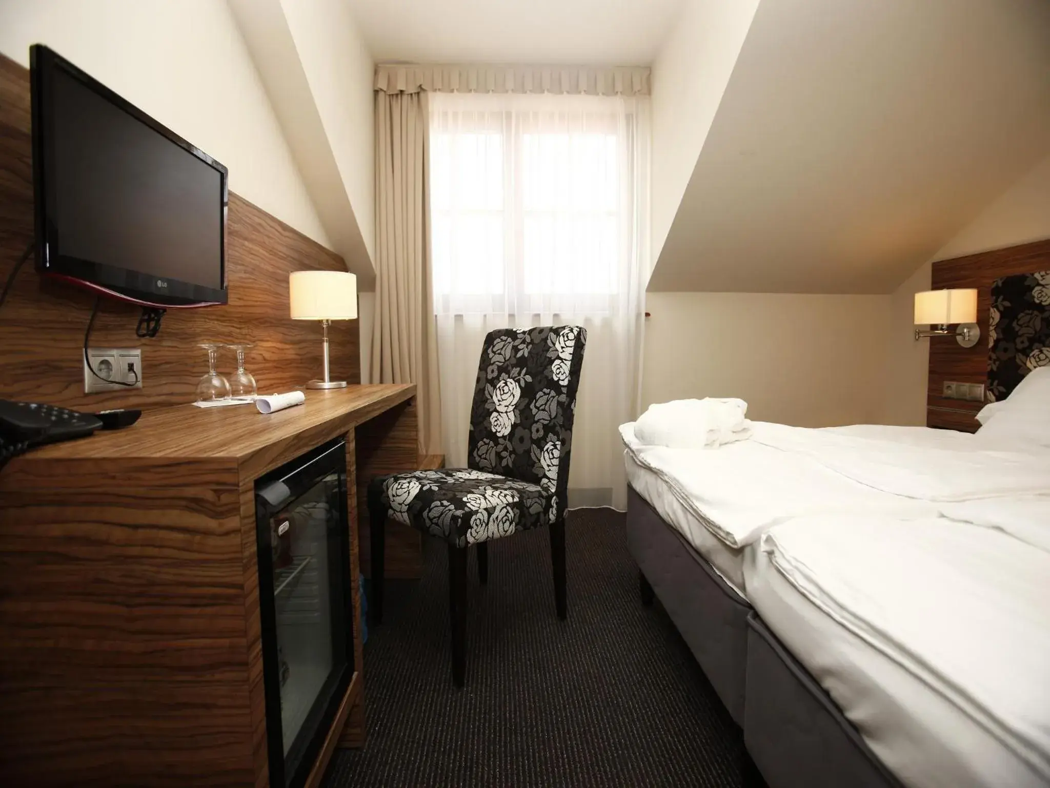 Bed in Bodrogi Kúria Wellness Hotel Bed in Bodrogi Kúria Wellness Hotel