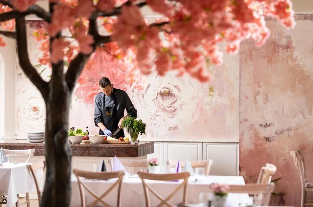 Restaurant/places to eat in Bodrogi Kúria Wellness Hotel