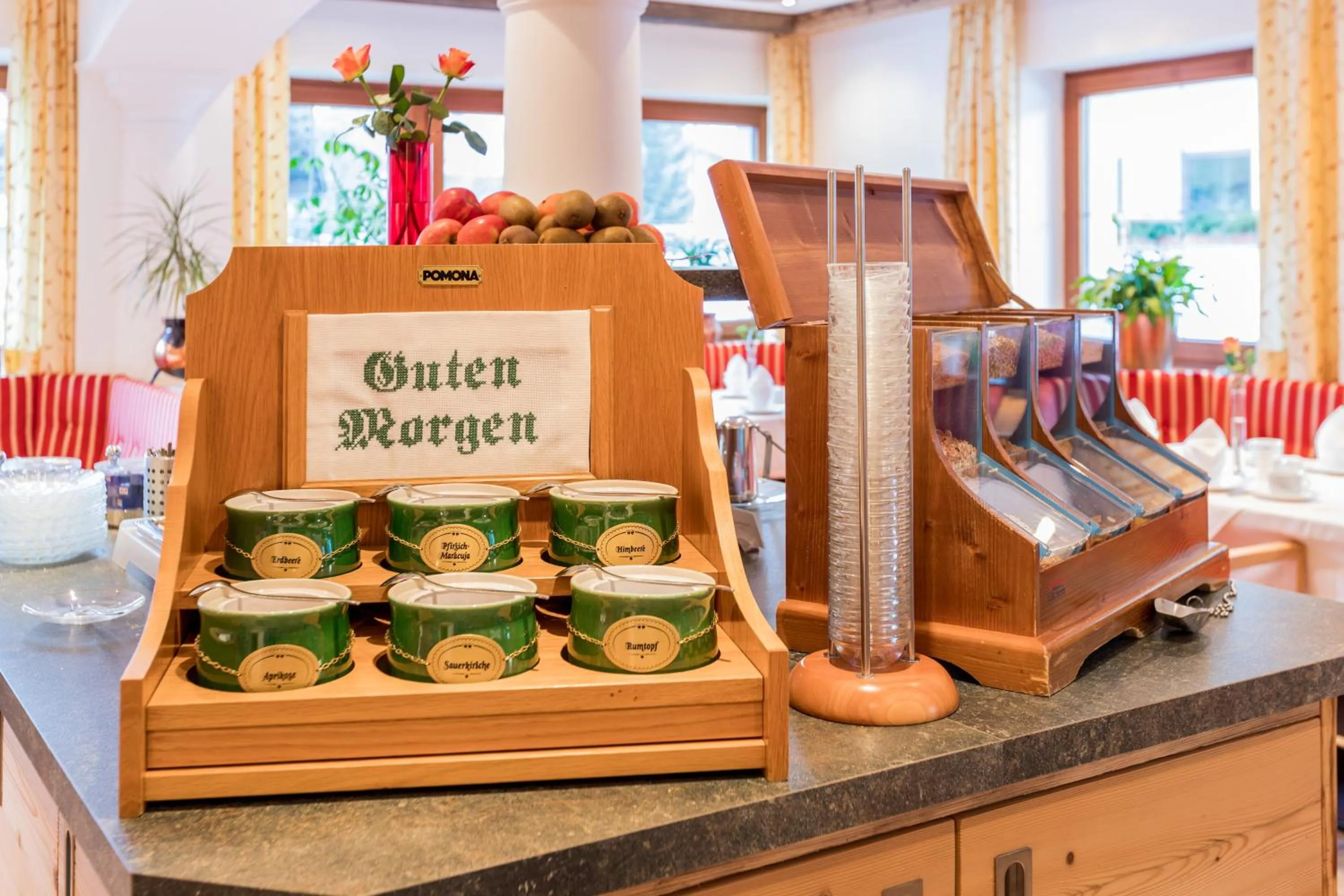 Food and drinks in Hotel-Garni Weidacherhof