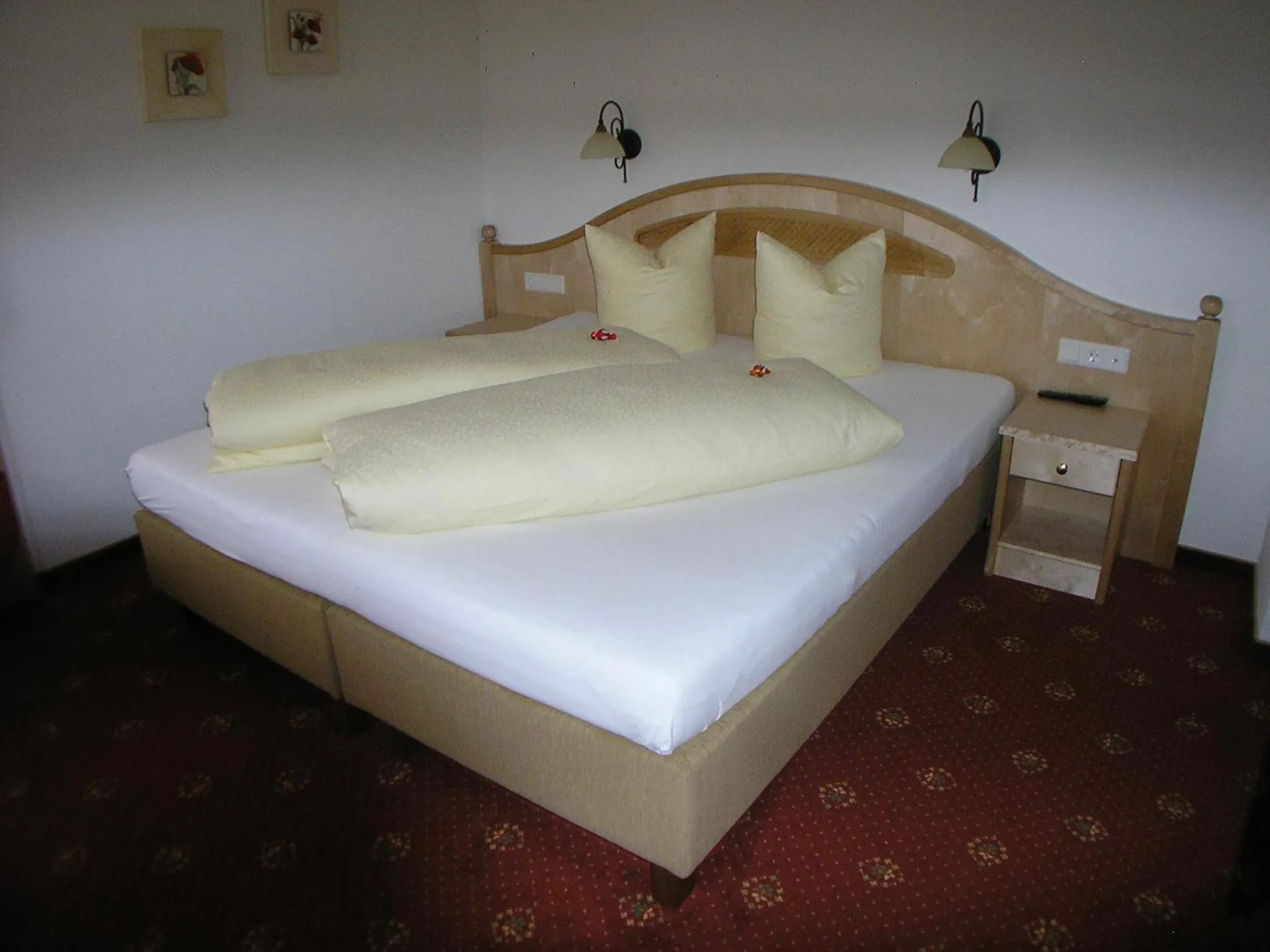 Photo of the whole room, Bed in Hotel-Garni Weidacherhof