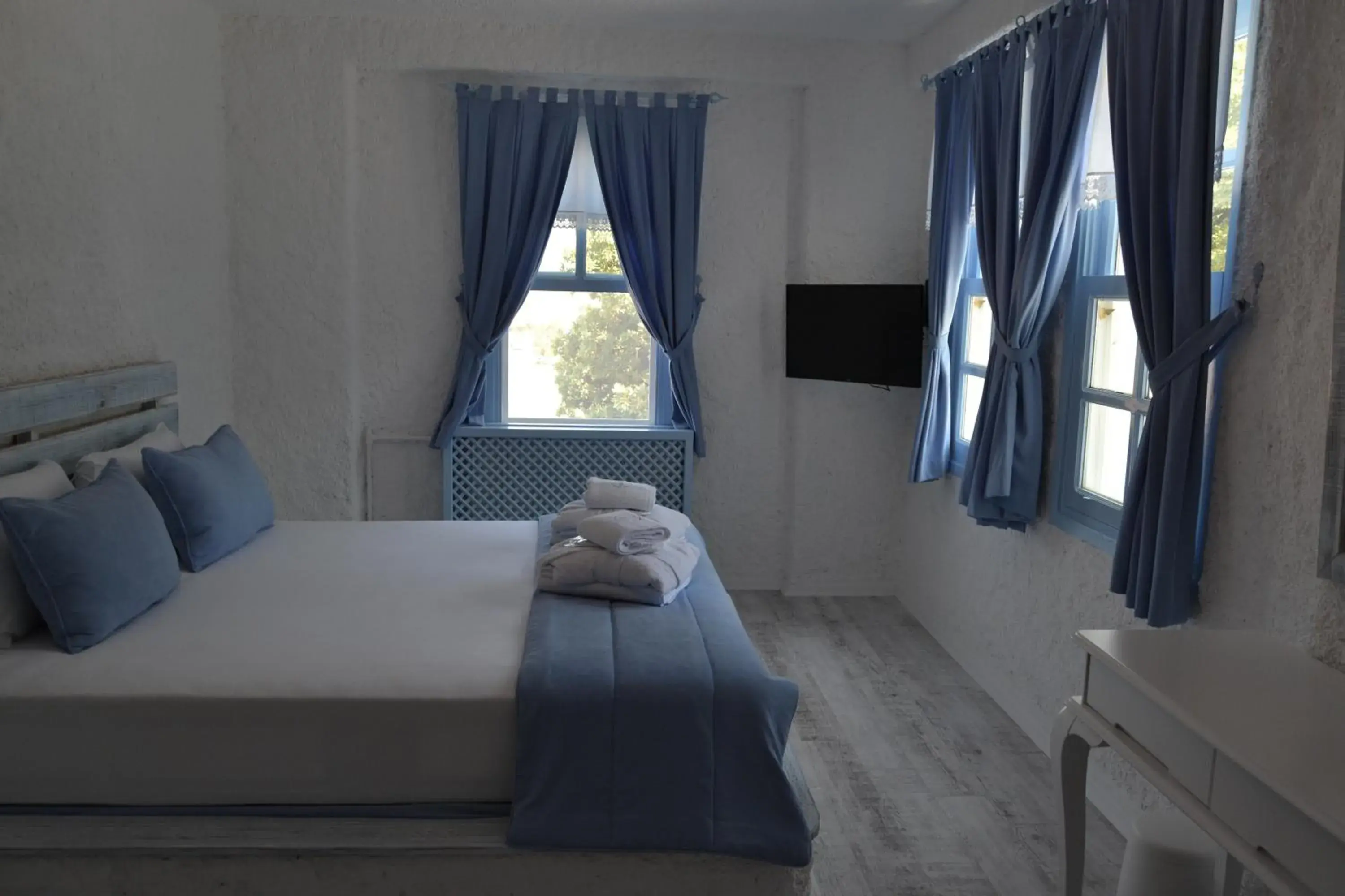 Deluxe Triple Room in Thea Butik Hotel & Restaurant Deluxe Triple Room in Thea Butik Hotel & Restaurant