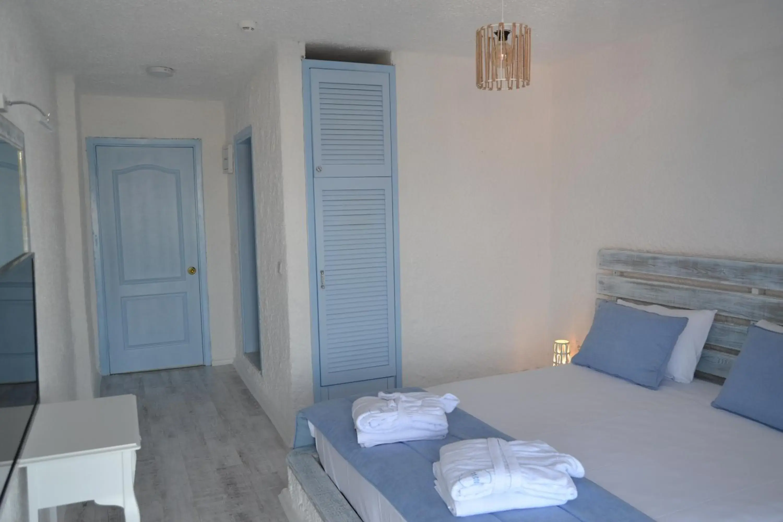 Quadruple Room with Mountain View in Thea Butik Hotel & Restaurant Quadruple Room with Mountain View in Thea Butik Hotel & Restaurant