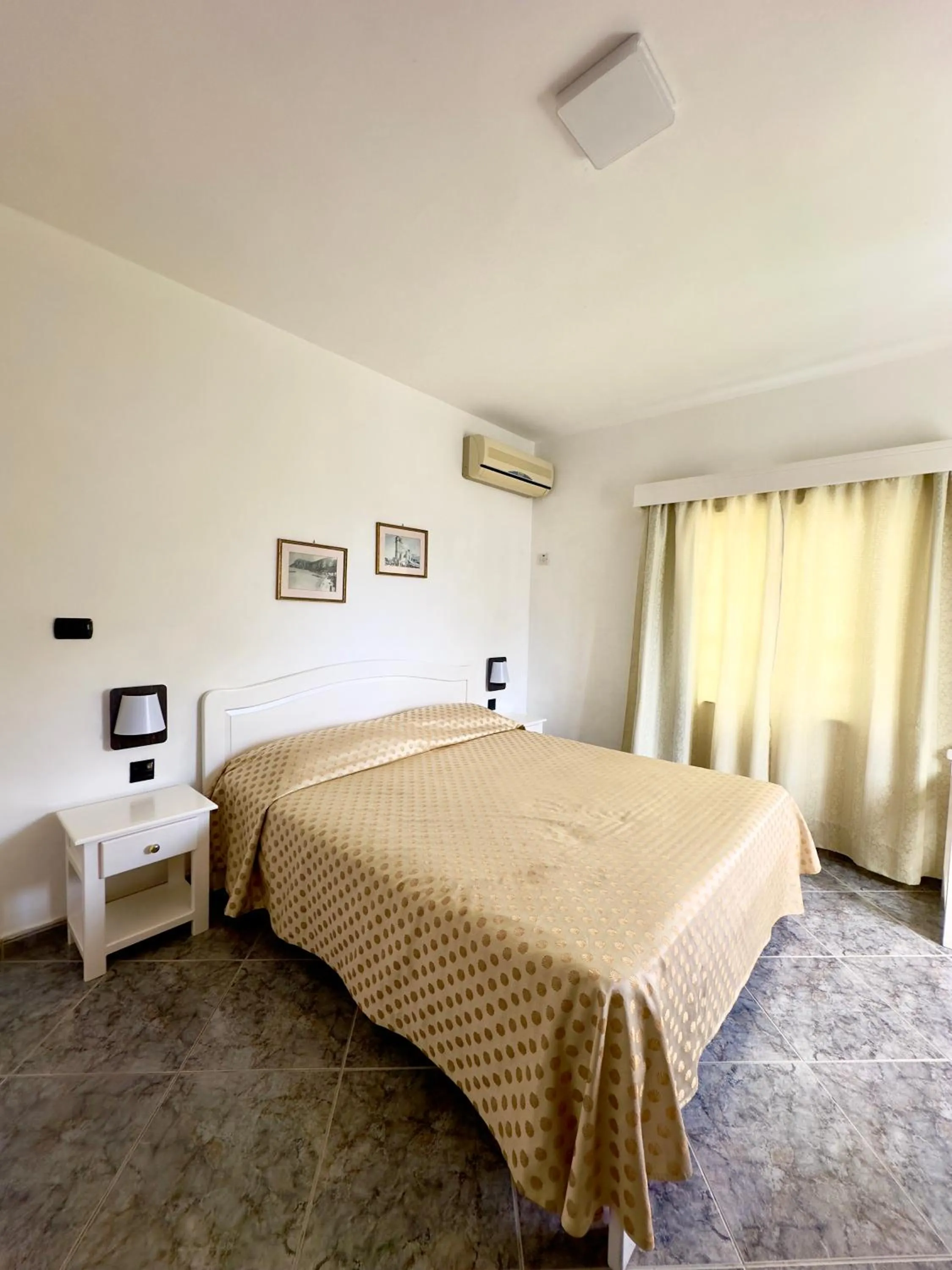 Bed in Residence Capri - Mont Choisy