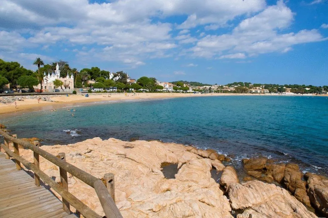 Area and facilities in Hotel Restaurant Sant Pol